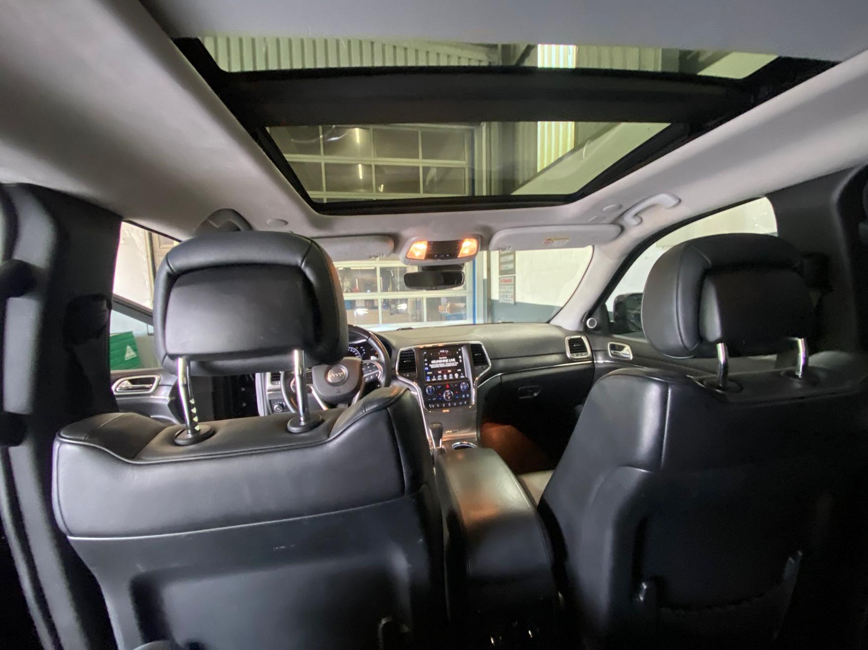 JEEP Grand Cherokee 3.0 CRD 250 Summit-image-11