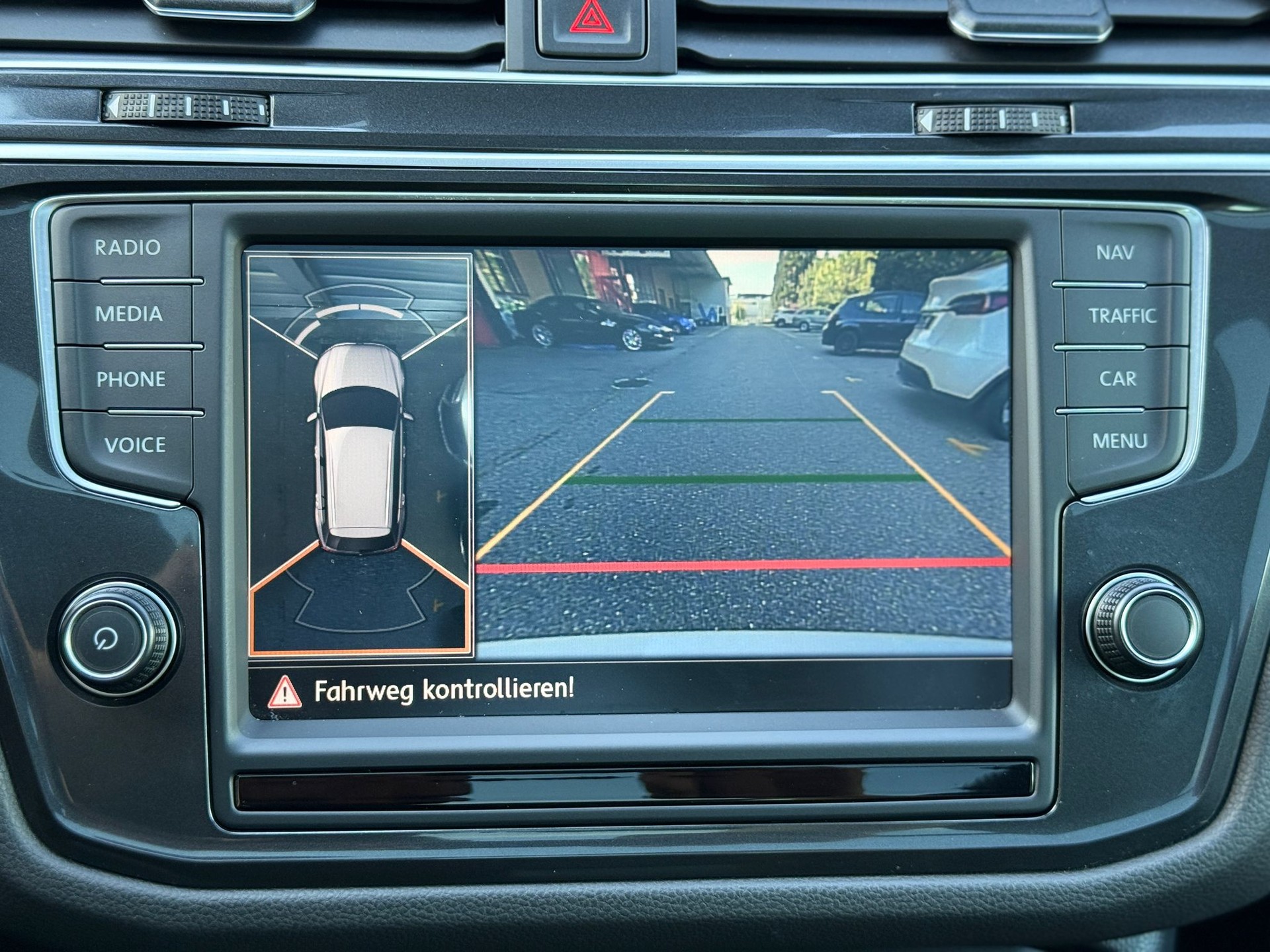 VW Tiguan 2.0 TSI Highline DSG-image-14