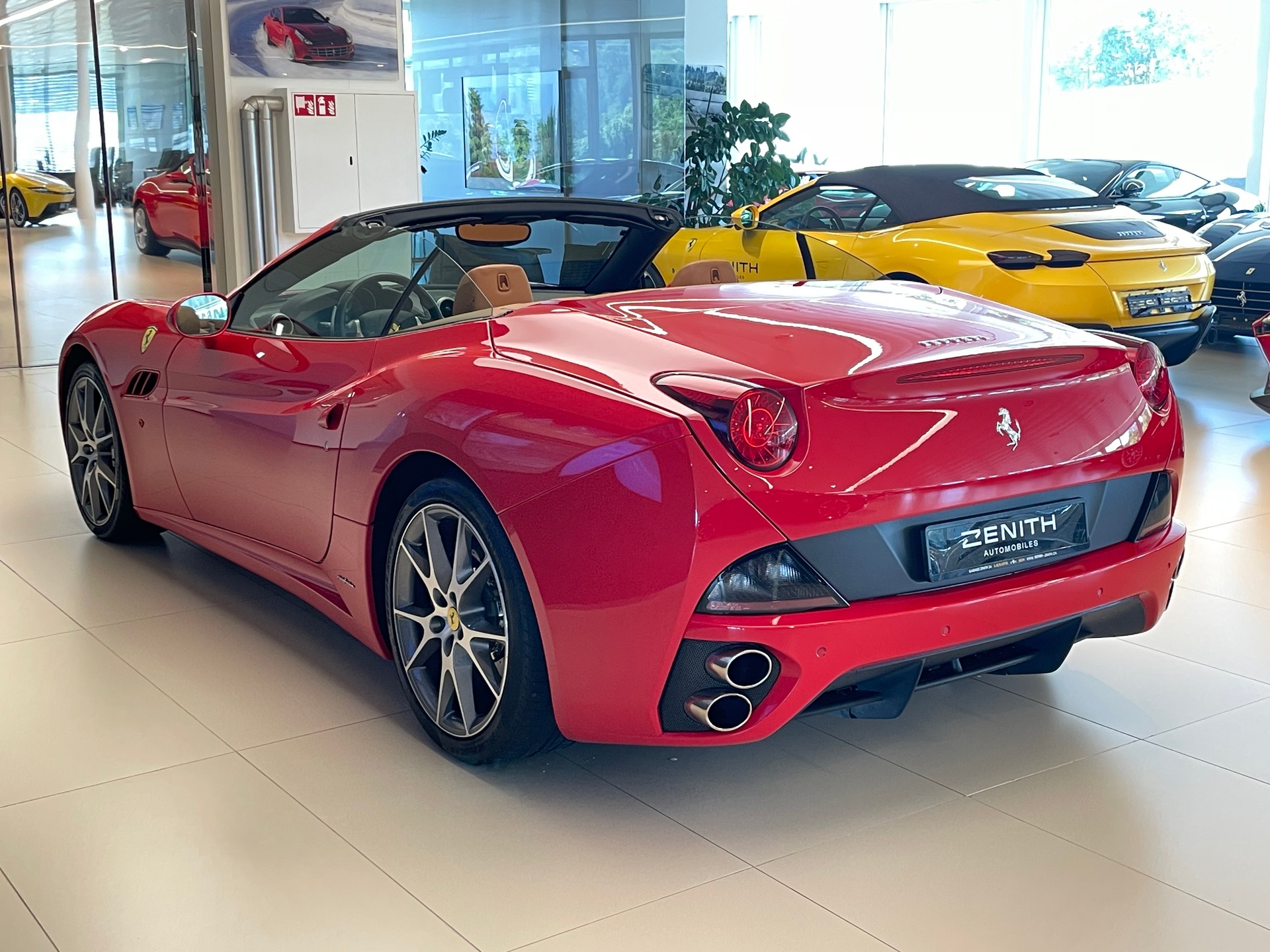FERRARI California Trenta 490 cv-image-6