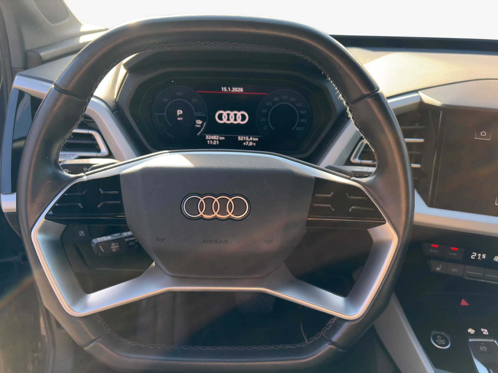 AUDI Q4 e-tron 35-image-10