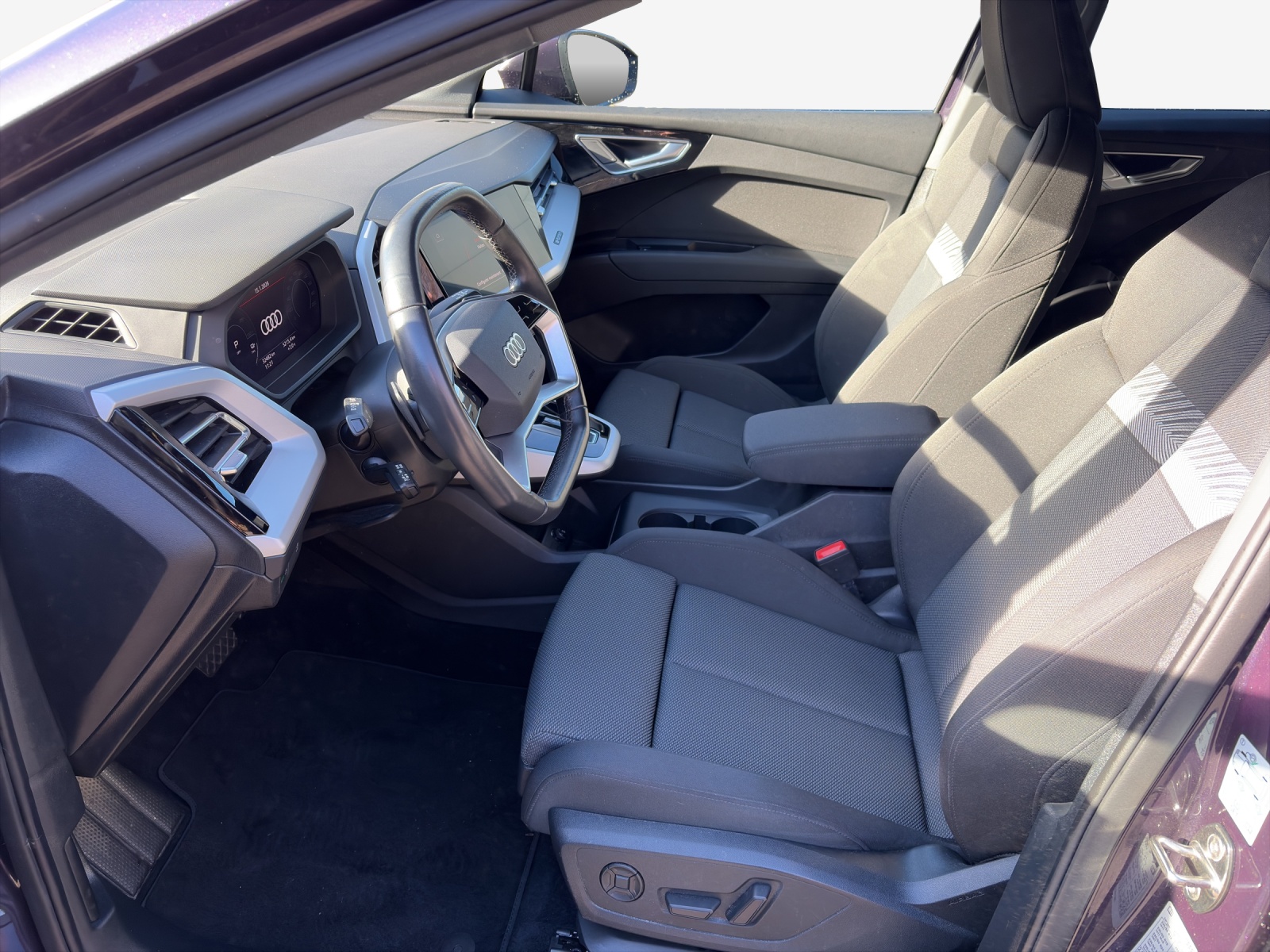 AUDI Q4 e-tron 35-image-8