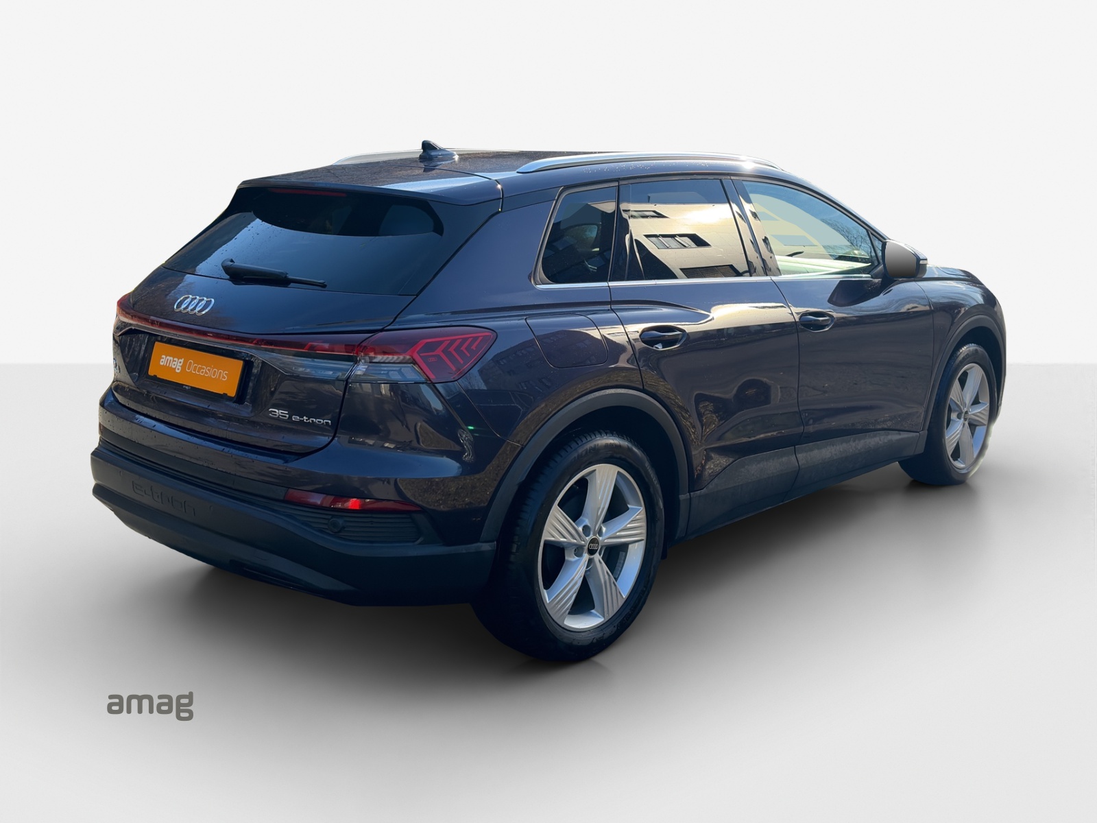 AUDI Q4 e-tron 35-image-5