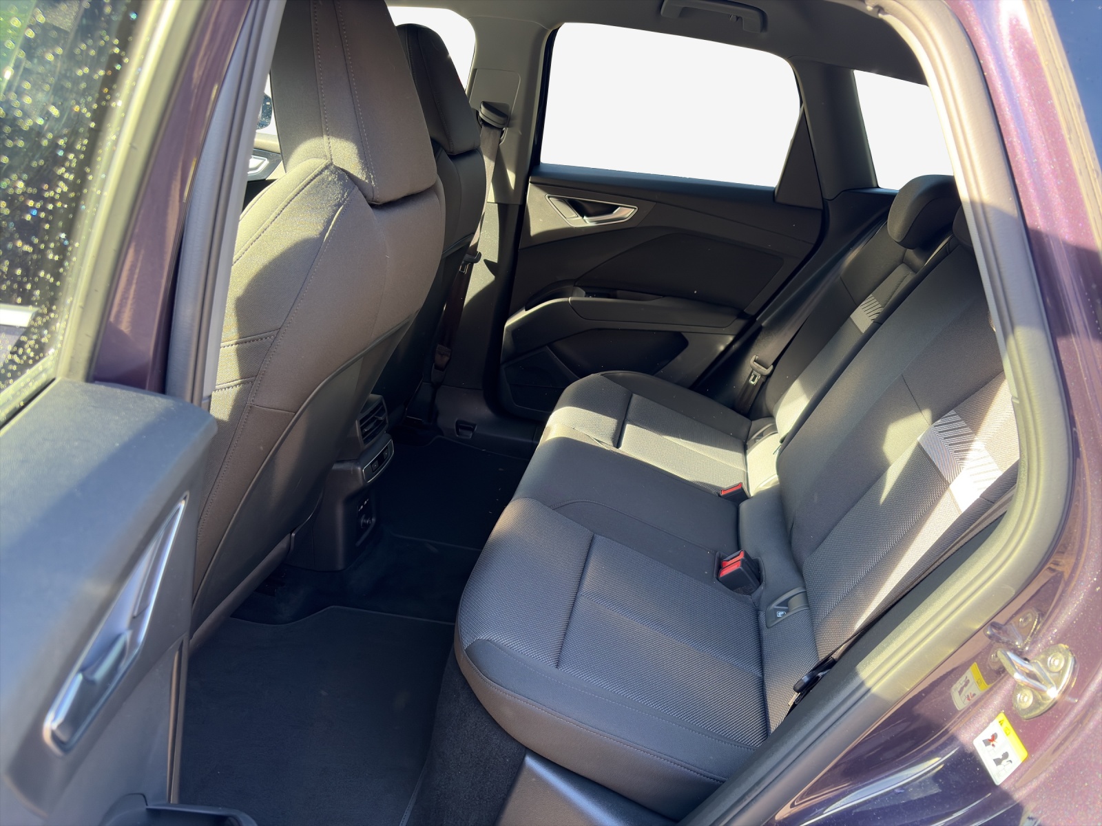 AUDI Q4 e-tron 35-image-12