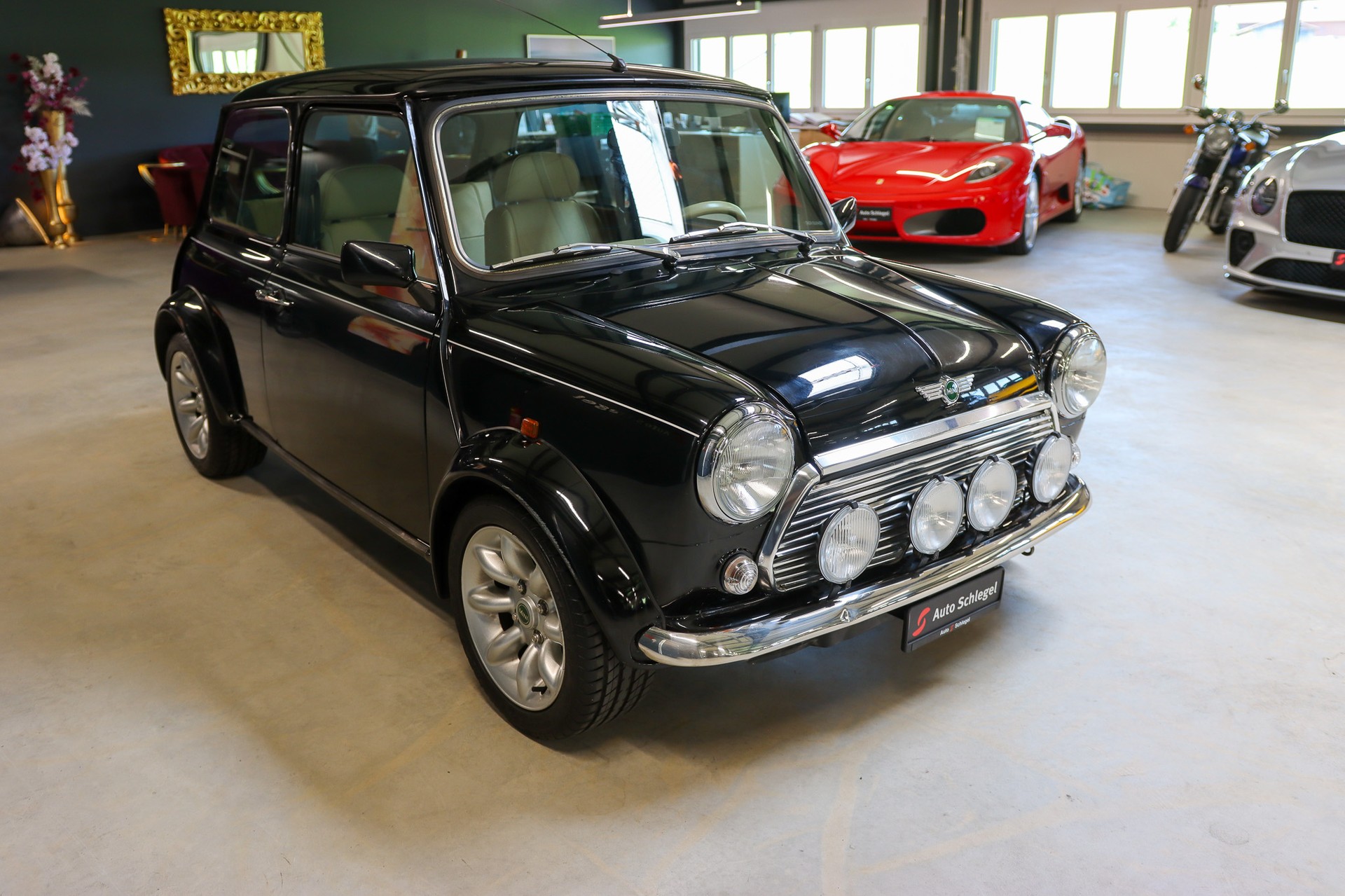 MINI Cooper 1.3i High Specification-image-6