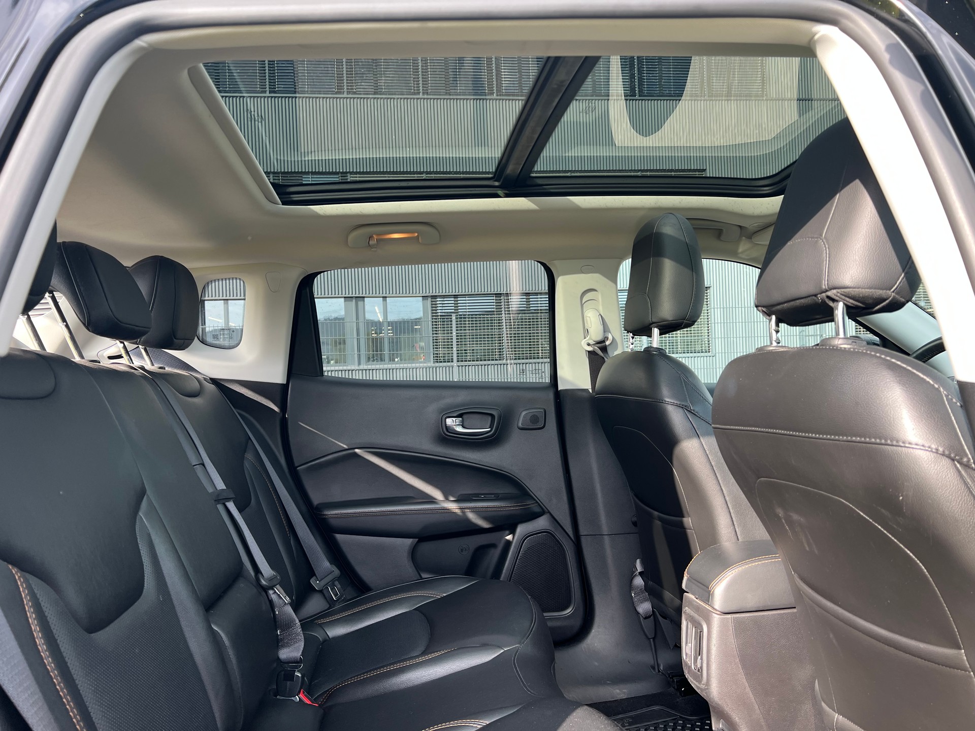 JEEP Compass 1.4 Turbo Limited AWD 9ATX-image-28