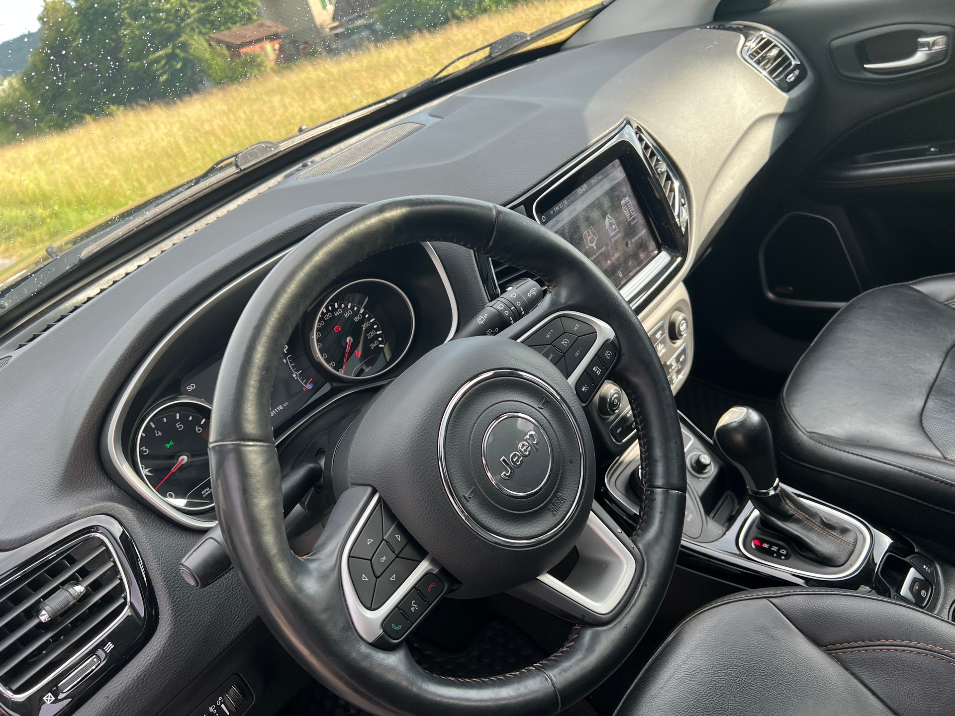 JEEP Compass 1.4 Turbo Limited AWD 9ATX-image-17
