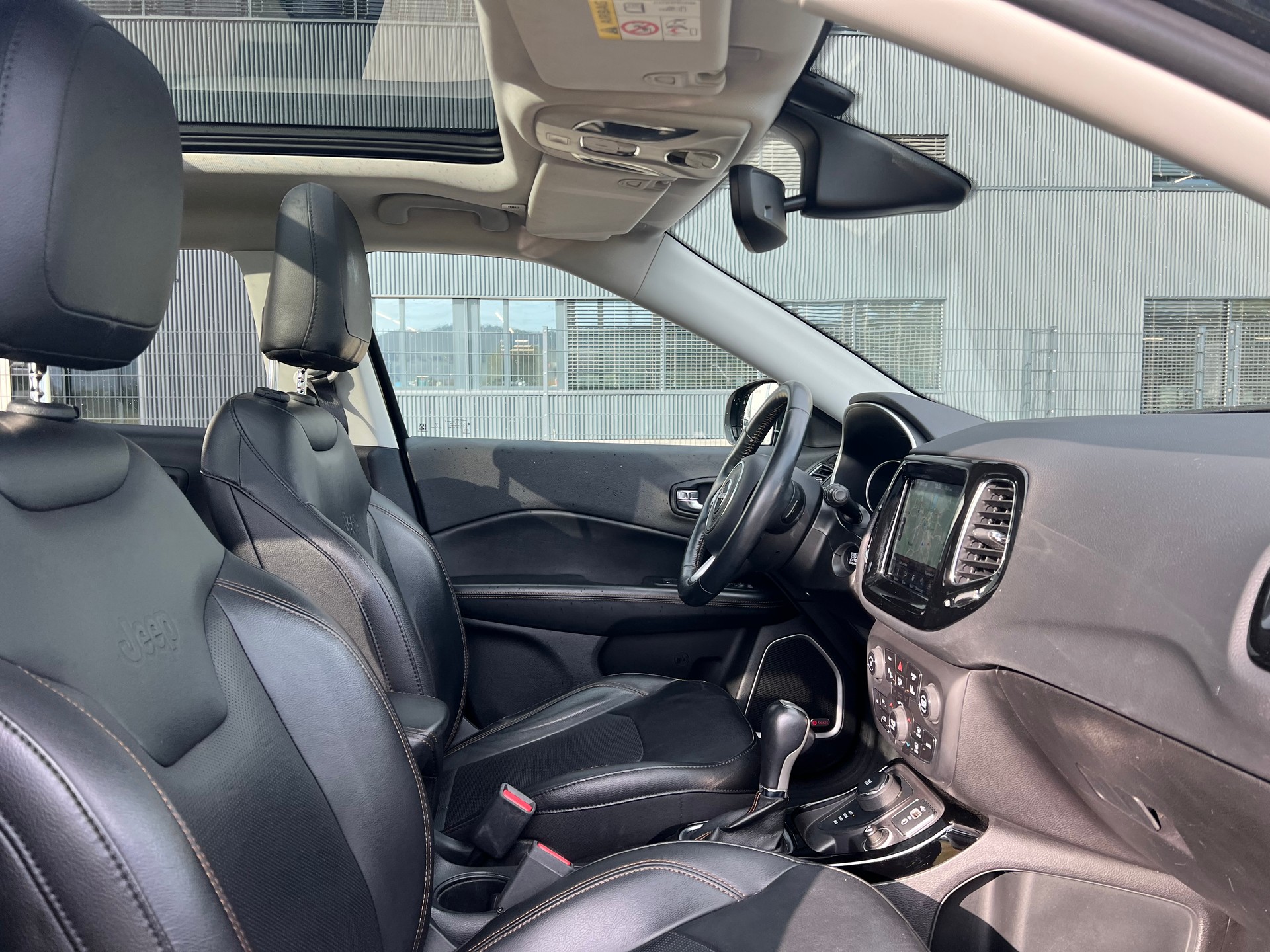 JEEP Compass 1.4 Turbo Limited AWD 9ATX-image-27