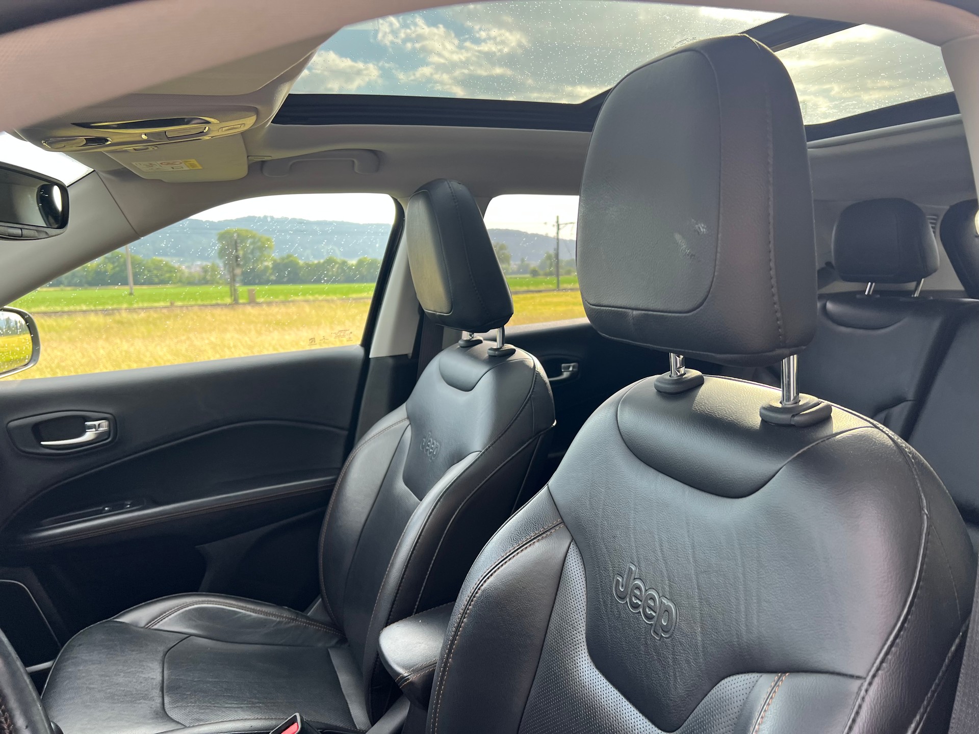 JEEP Compass 1.4 Turbo Limited AWD 9ATX-image-23
