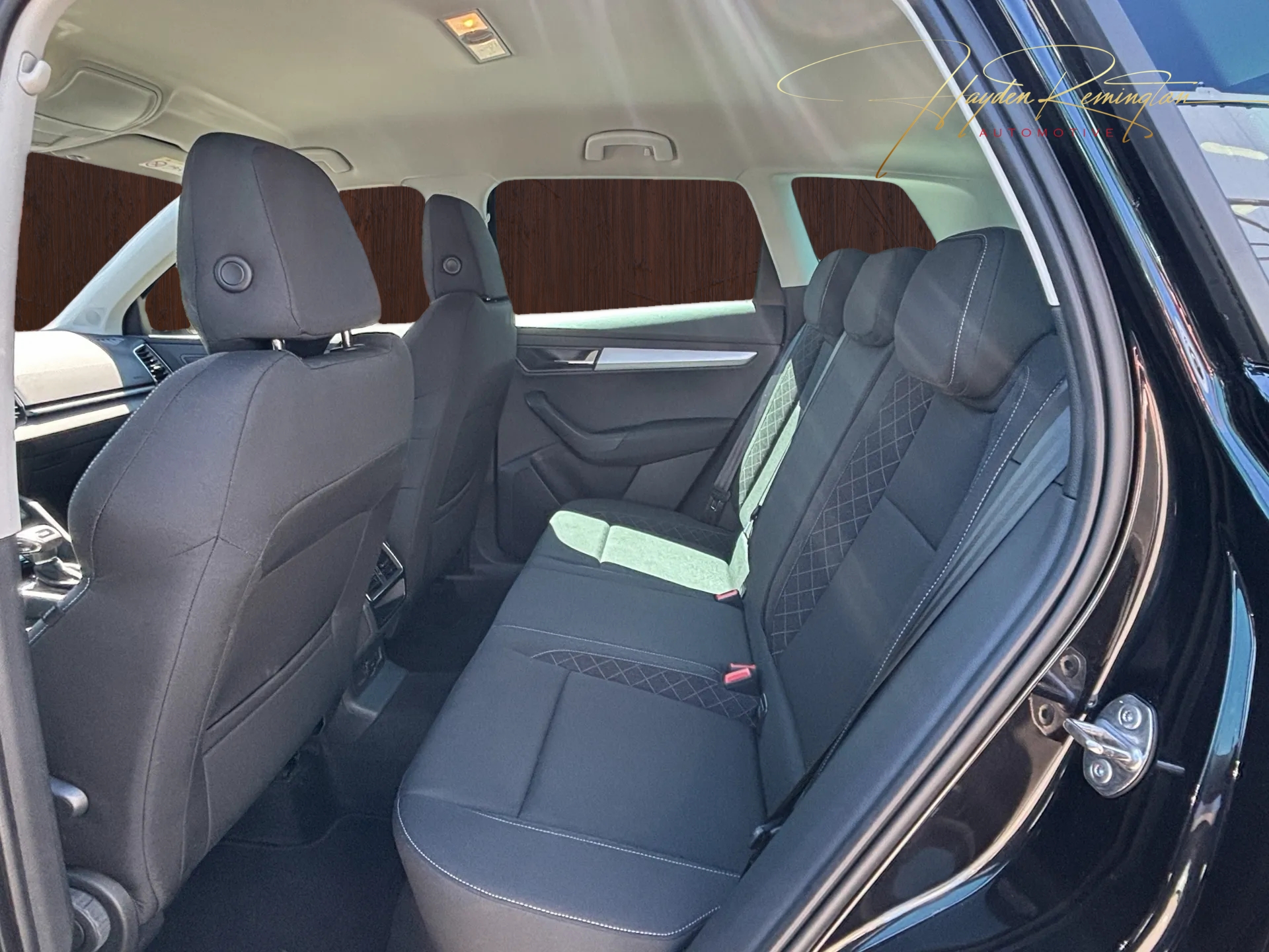 SKODA Karoq 1.0 TSI Ambition DSG-image-5