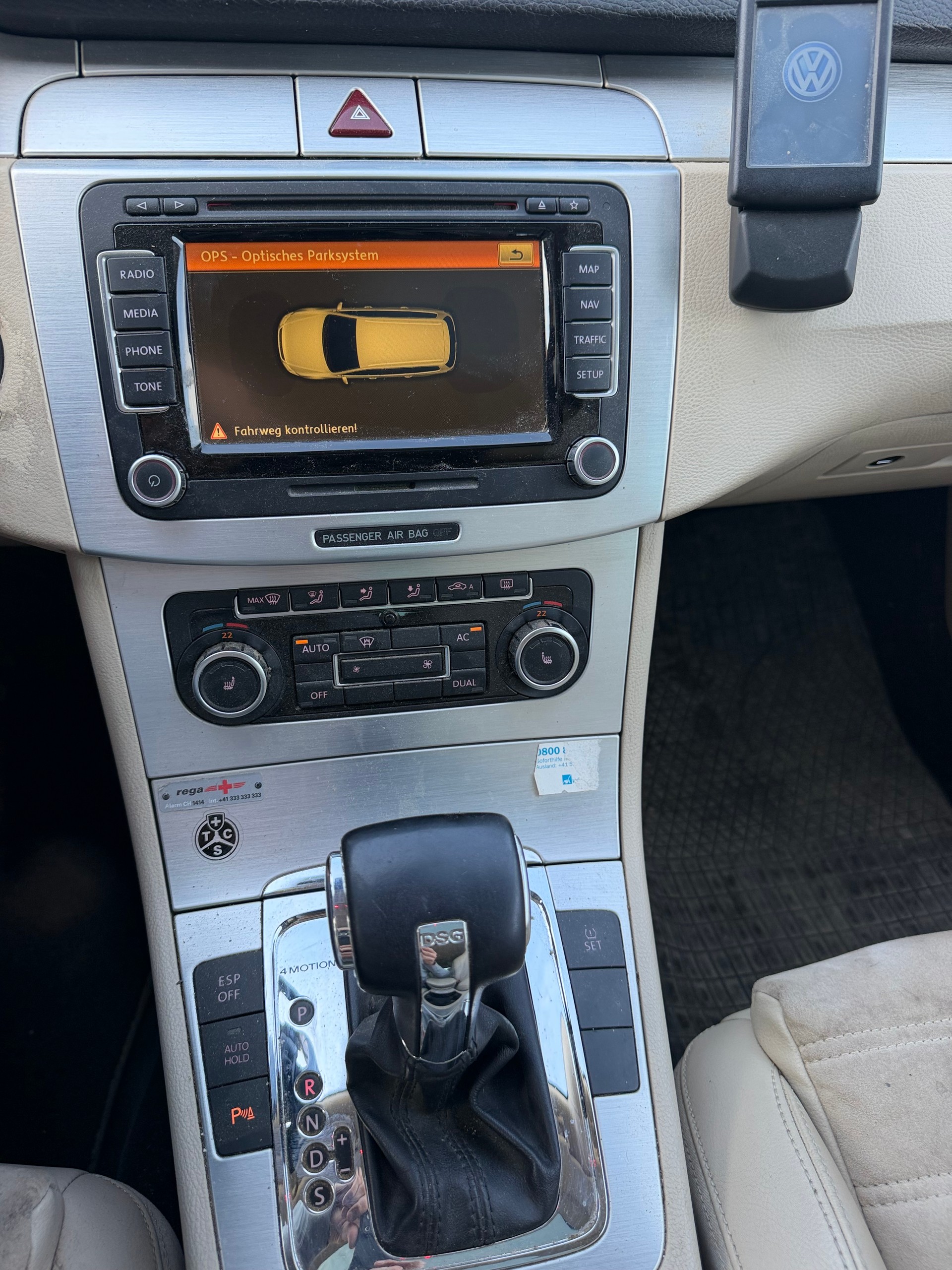 VW Passat Variant 2.0 TDI Highline 4Motion DSG-image-9
