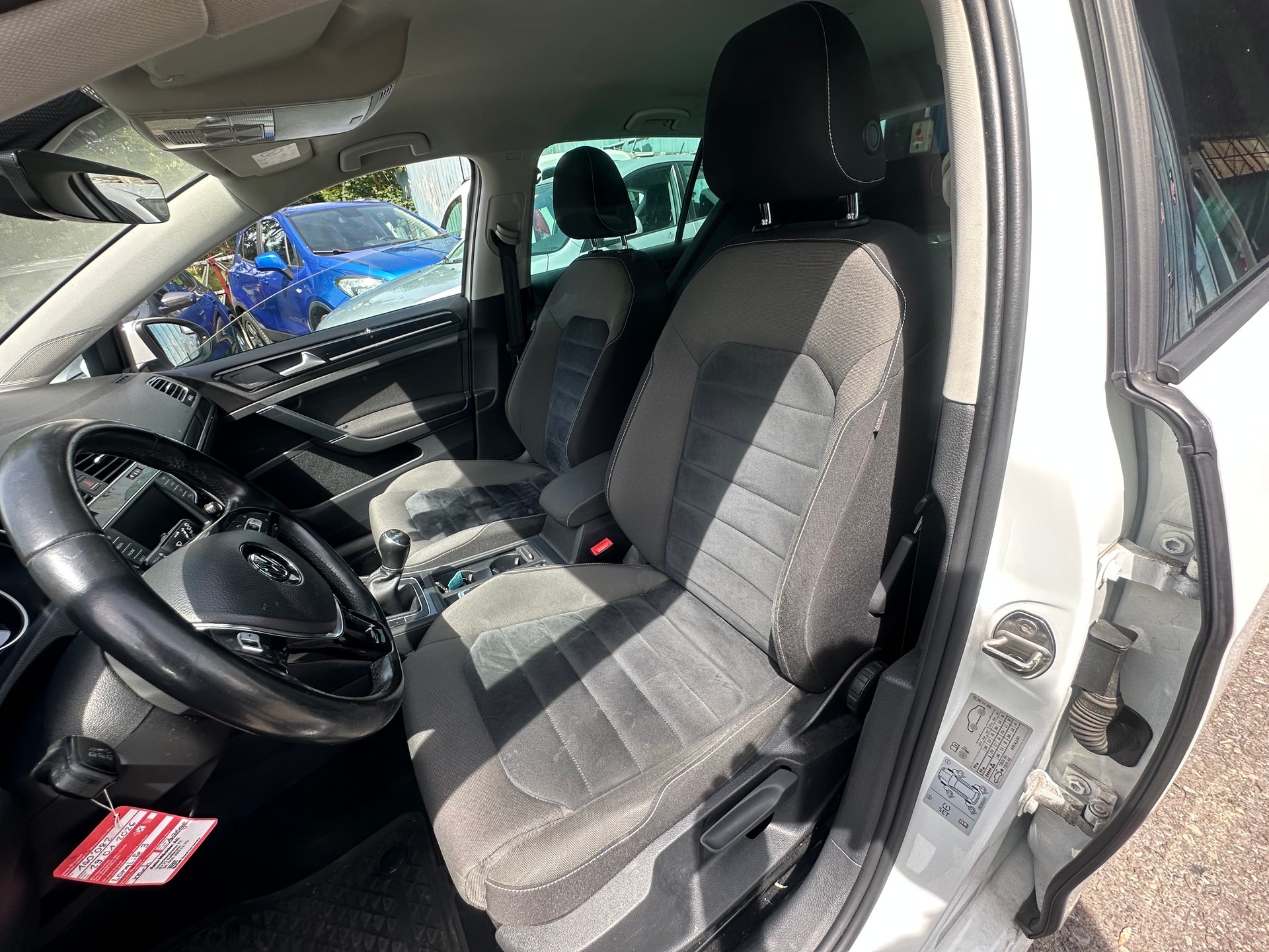 VW Golf 1.4 TSI Allstar R-Line-image-10