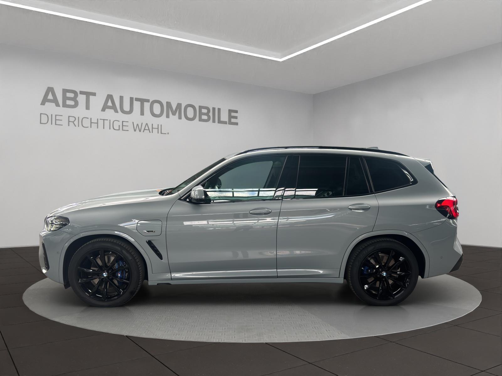 BMW X3 30e xDrive SAG-showroom-element-3
