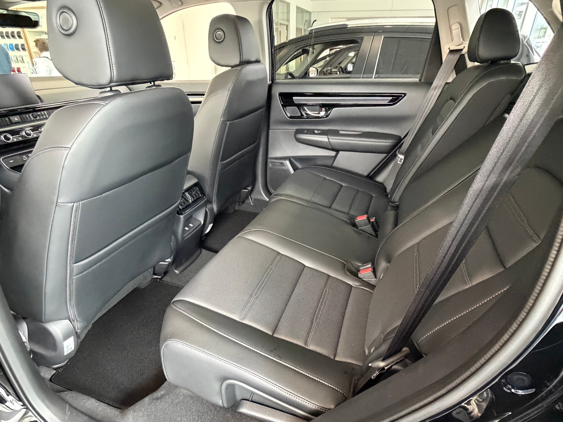 HONDA CR-V 2.0i MMD Hybrid Advance 4WD Automatic-image-7