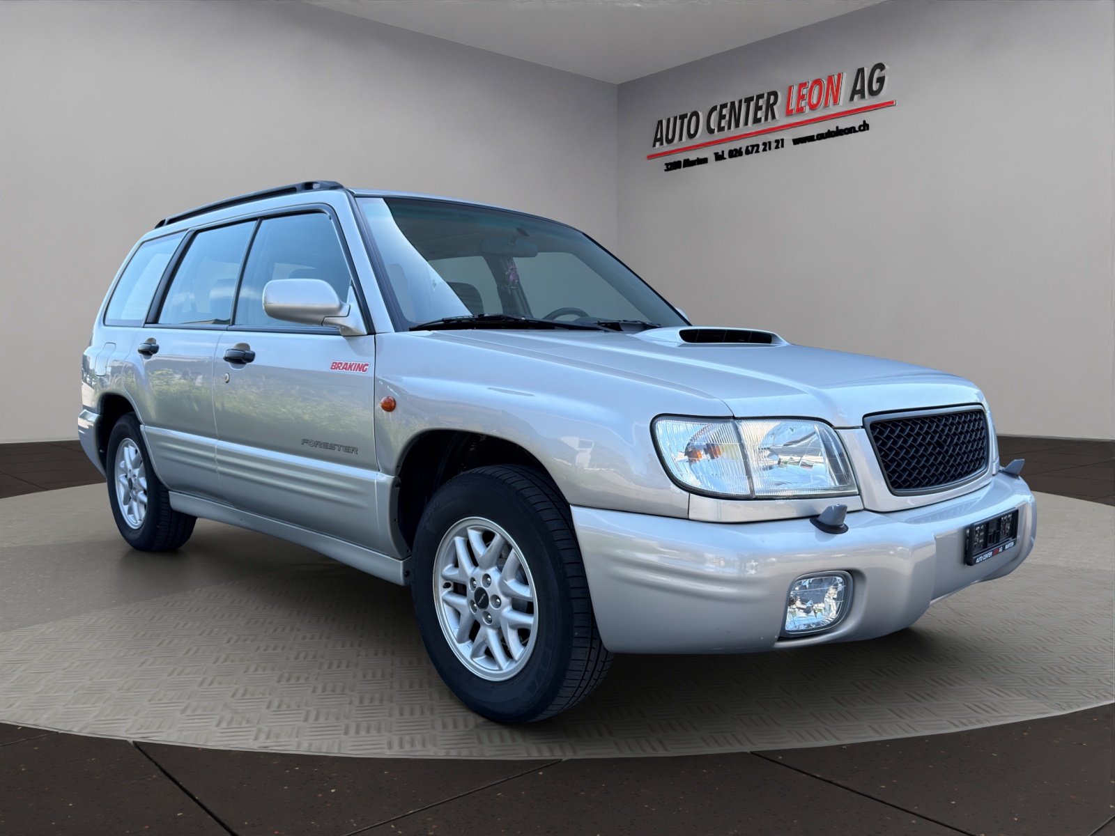 SUBARU Forester 2.0 Turbo Club A-image-7