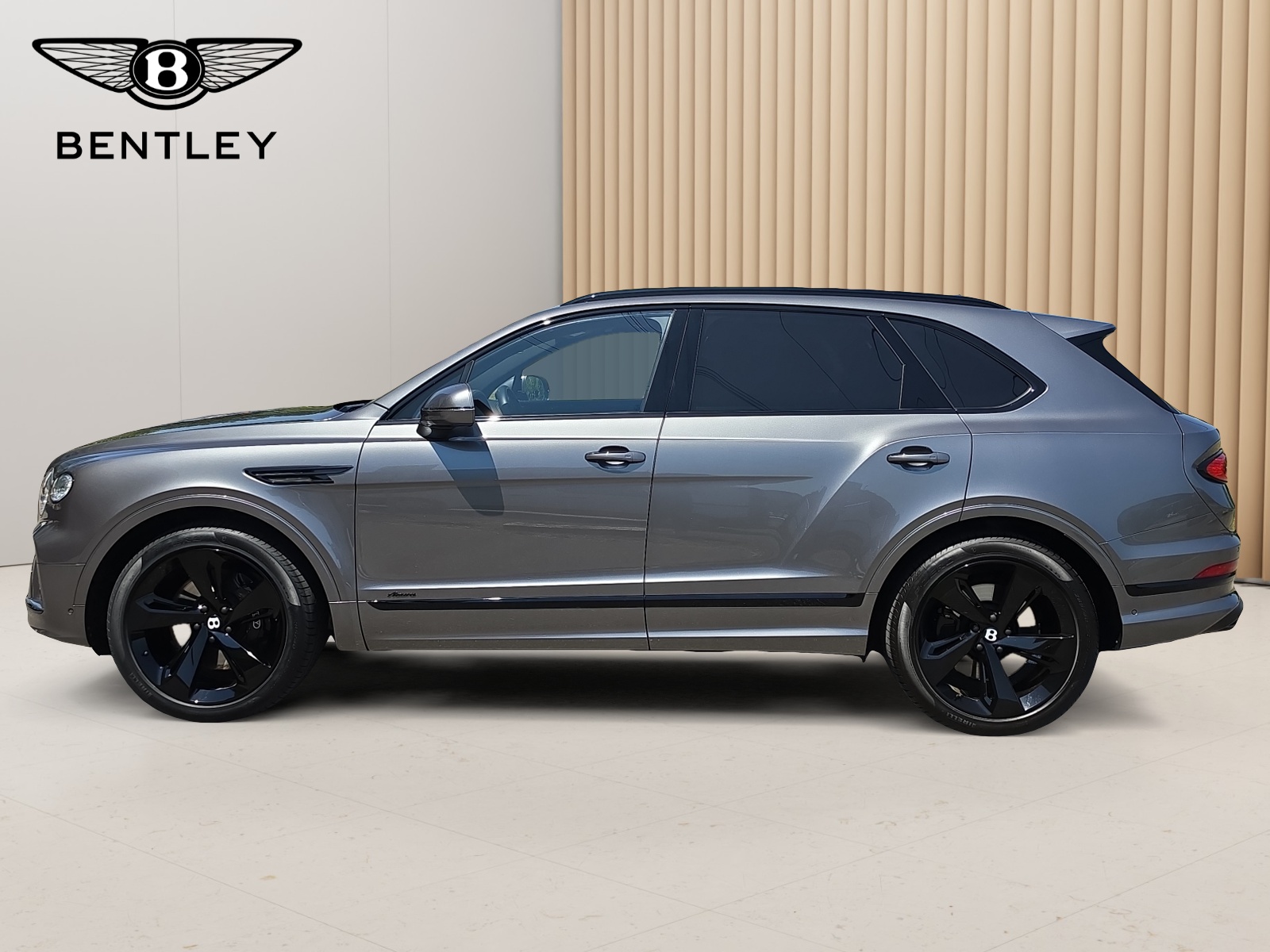BENTLEY Bentayga Azure V8-showroom-element-1
