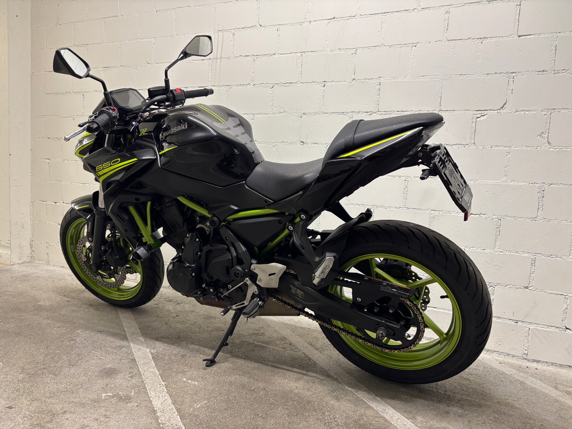 KAWASAKI Z 650-image-5