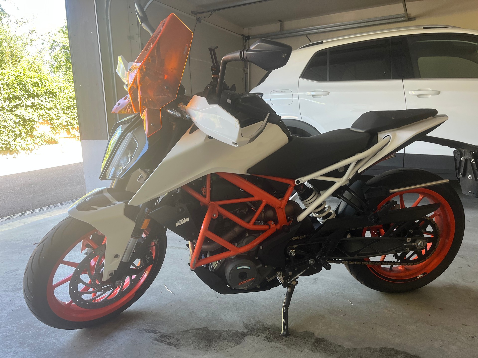 KTM 390 Duke ABS-image-1