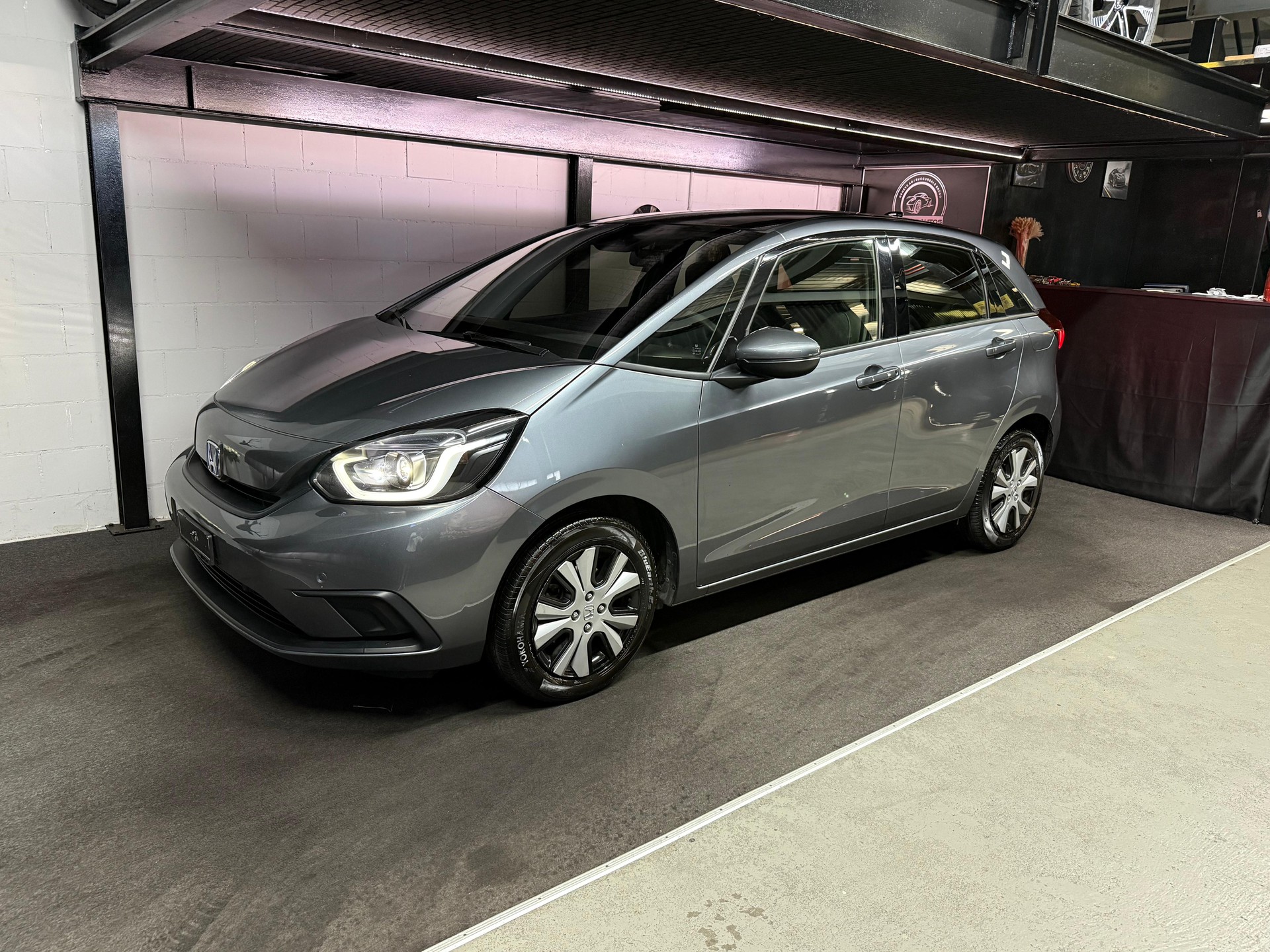 HONDA Jazz 1.5i-MMD Elegance E-CVT