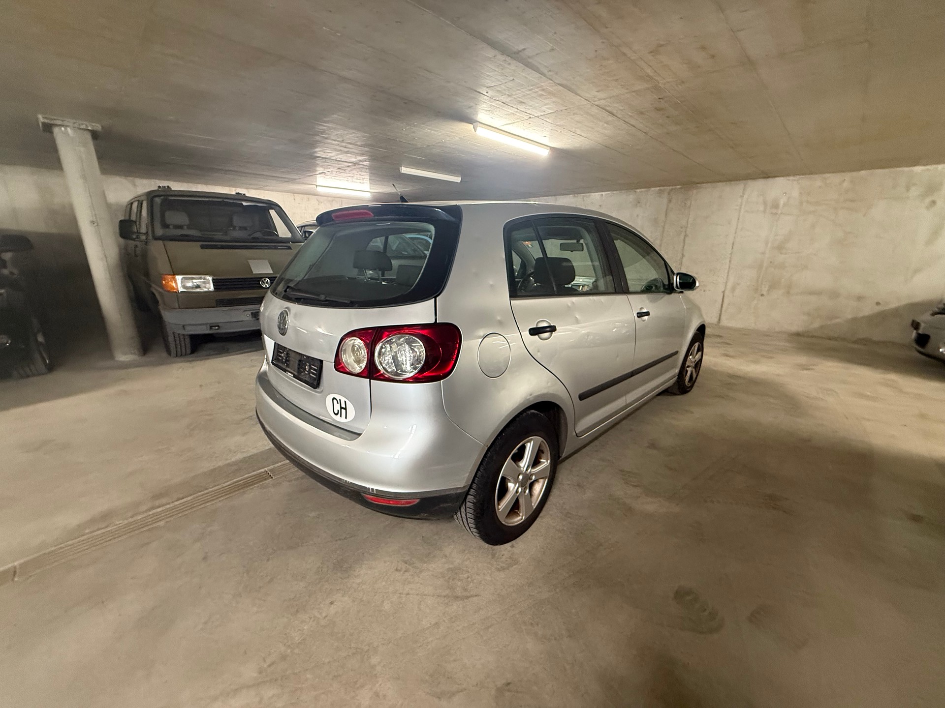 VW Golf Plus 1.6 FSI Sportline-image-3