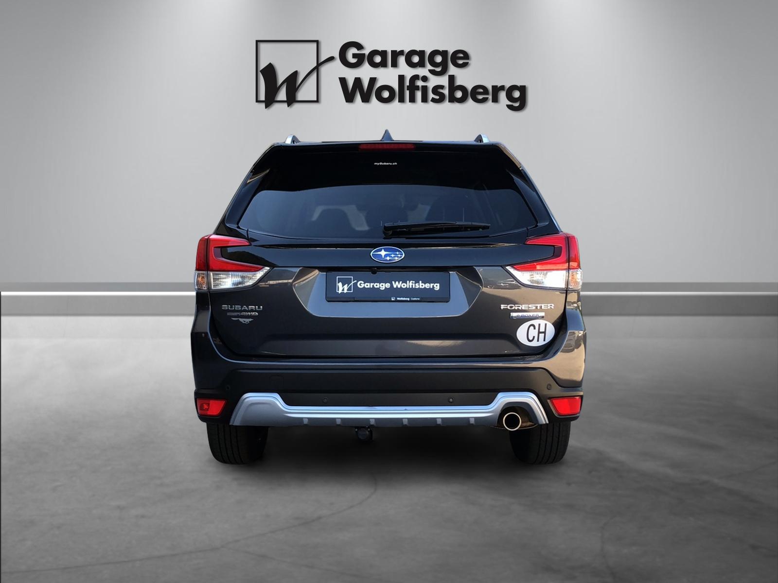 SUBARU Forester Station 2.0i e-Boxer Swiss Plus-image-4