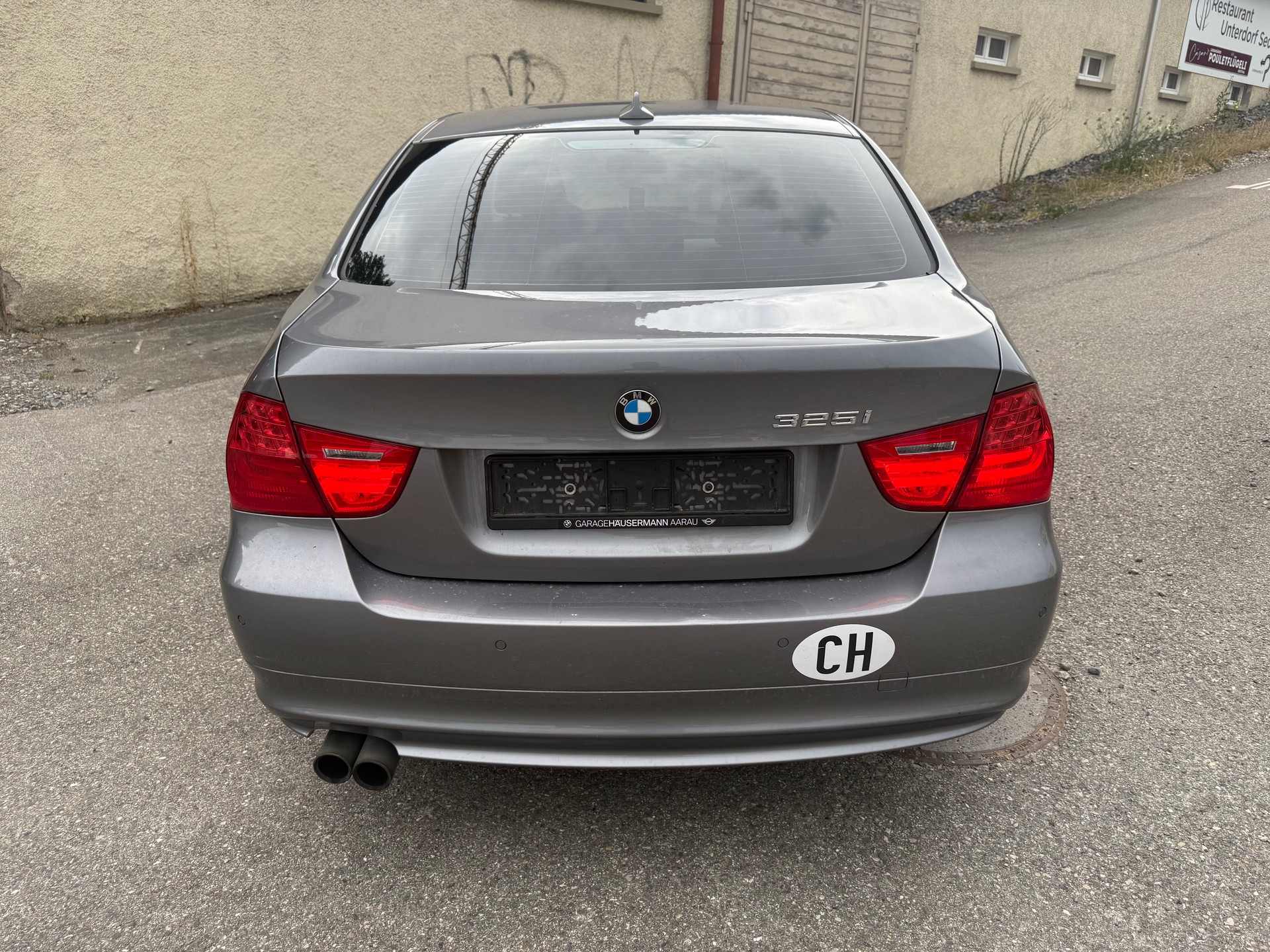 BMW 325i x-Drive Steptronic-image-5