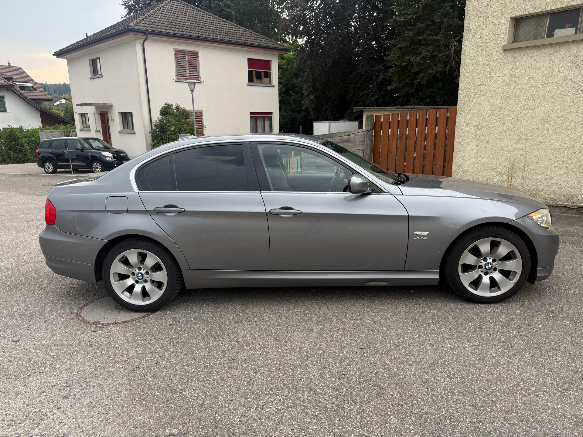 BMW 325i x-Drive Steptronic-image-3