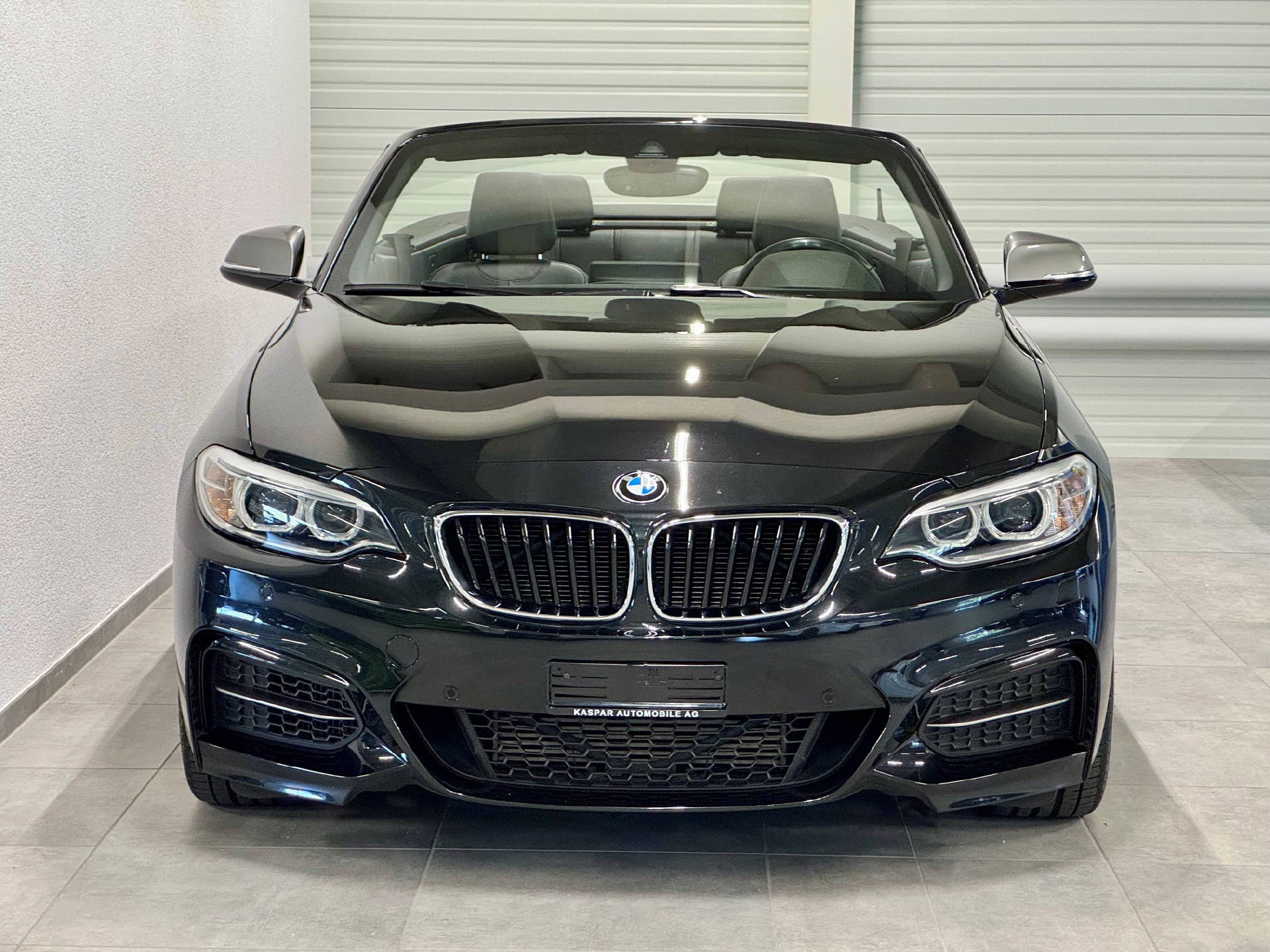 BMW M235i SAG Cabrio-image-14