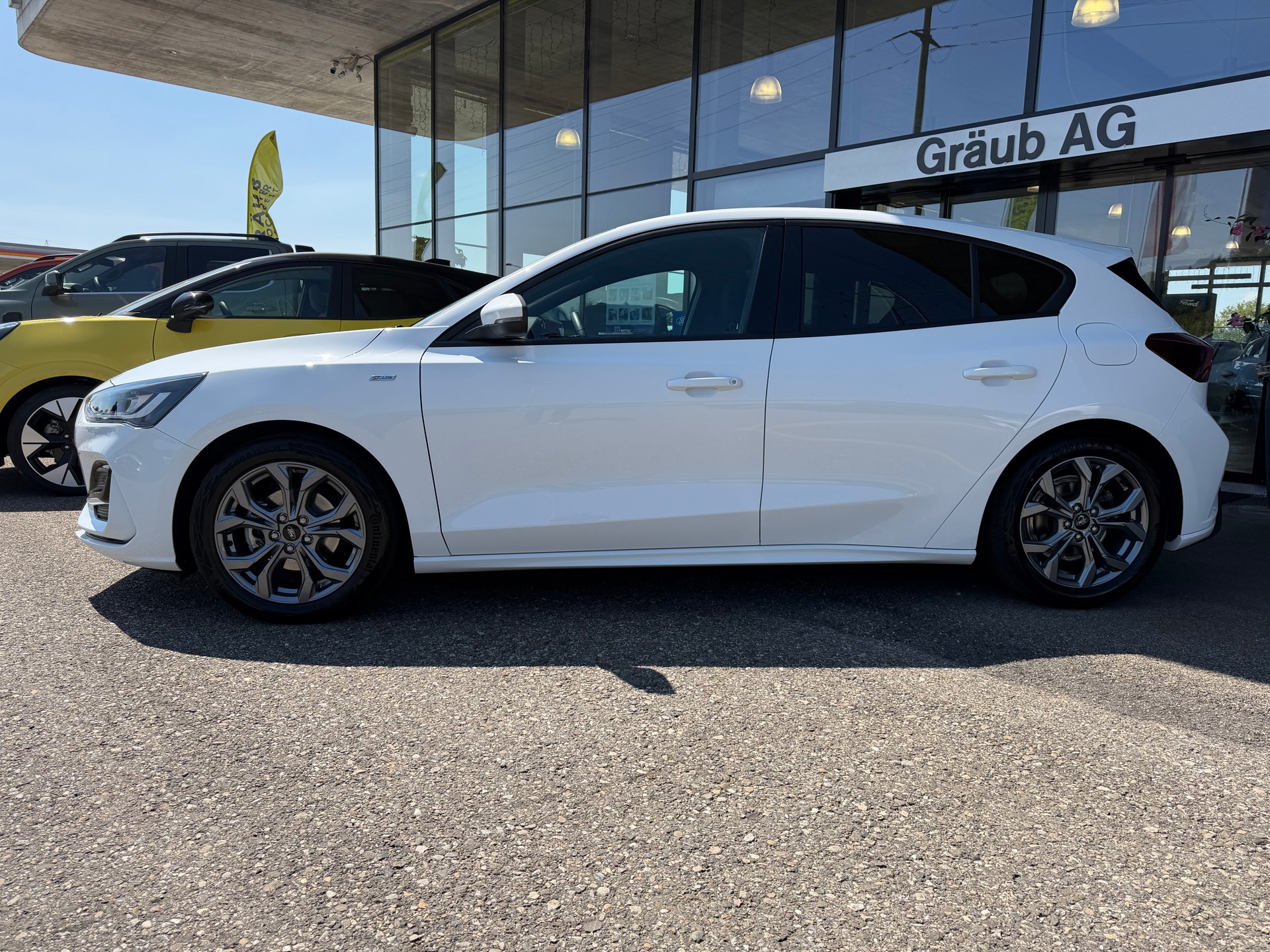 FORD Focus 1.0 MHEV ST-Line X Automat-showroom-element-3