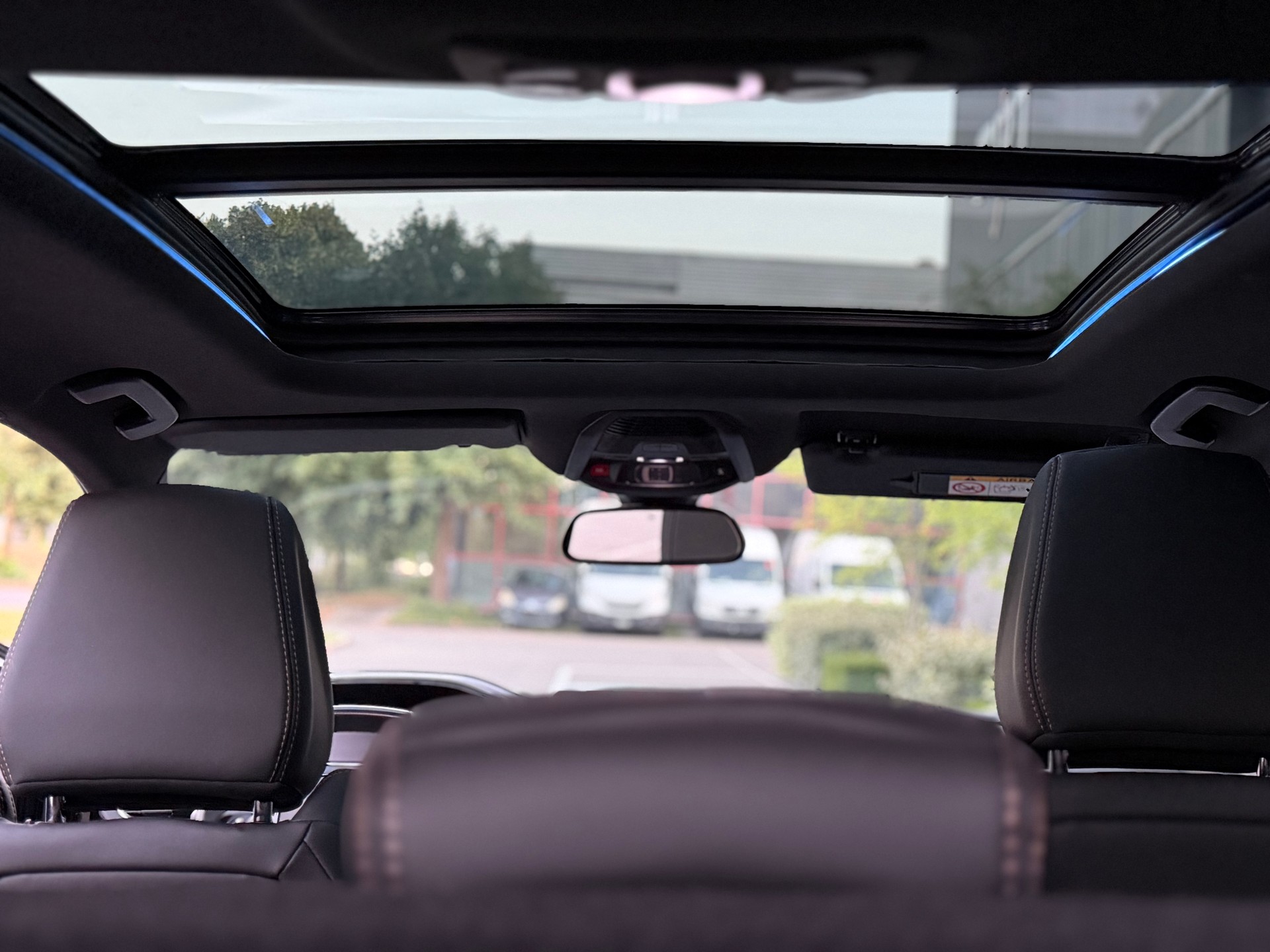 PEUGEOT 3008 2.0 BlueHDi GT EAT-image-12