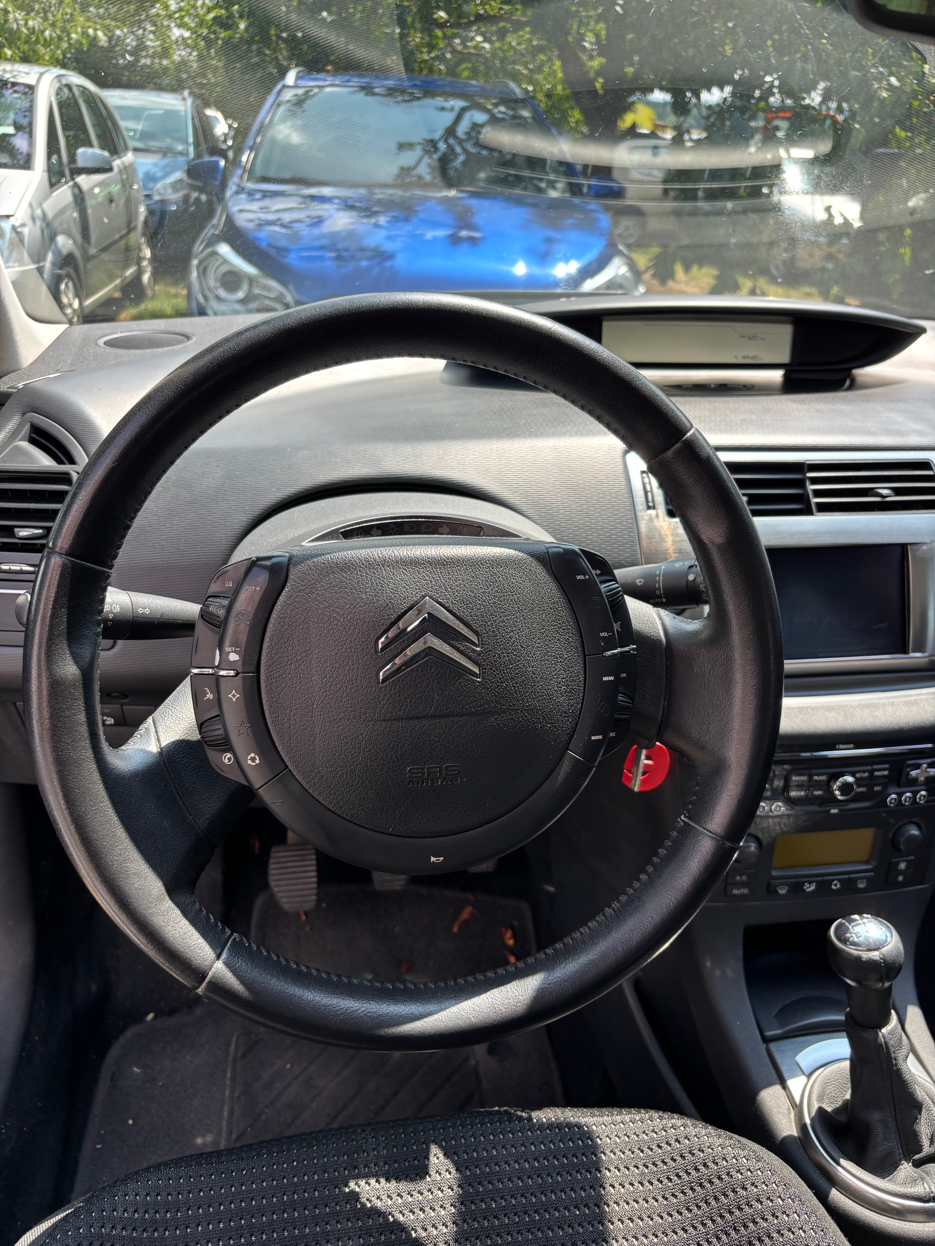 CITROEN C4 Berline 1.6i 16V VTR (Pack)-image-7