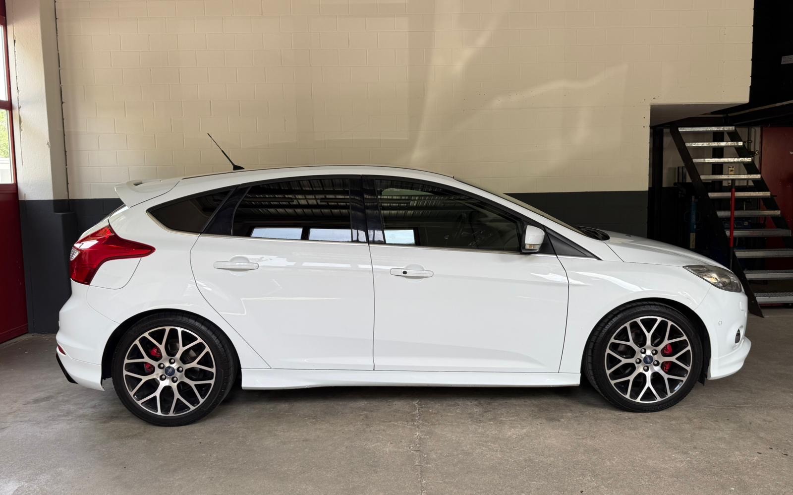 FORD Focus 1.6 SCTi Titanium //NEU AB MFK!-image-3