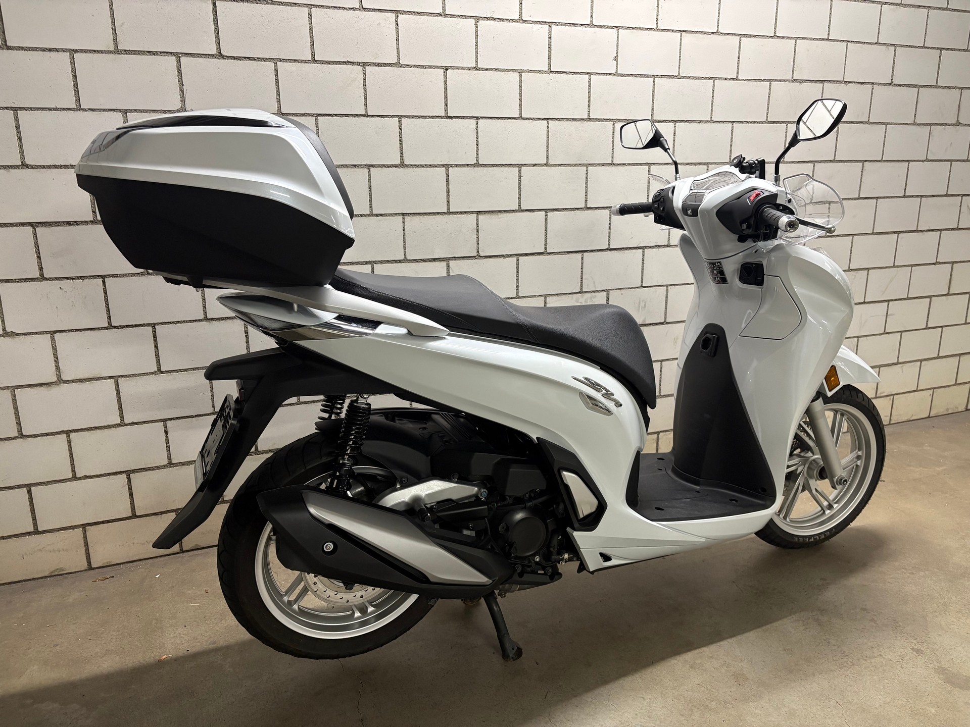 HONDA SH 350-image-2