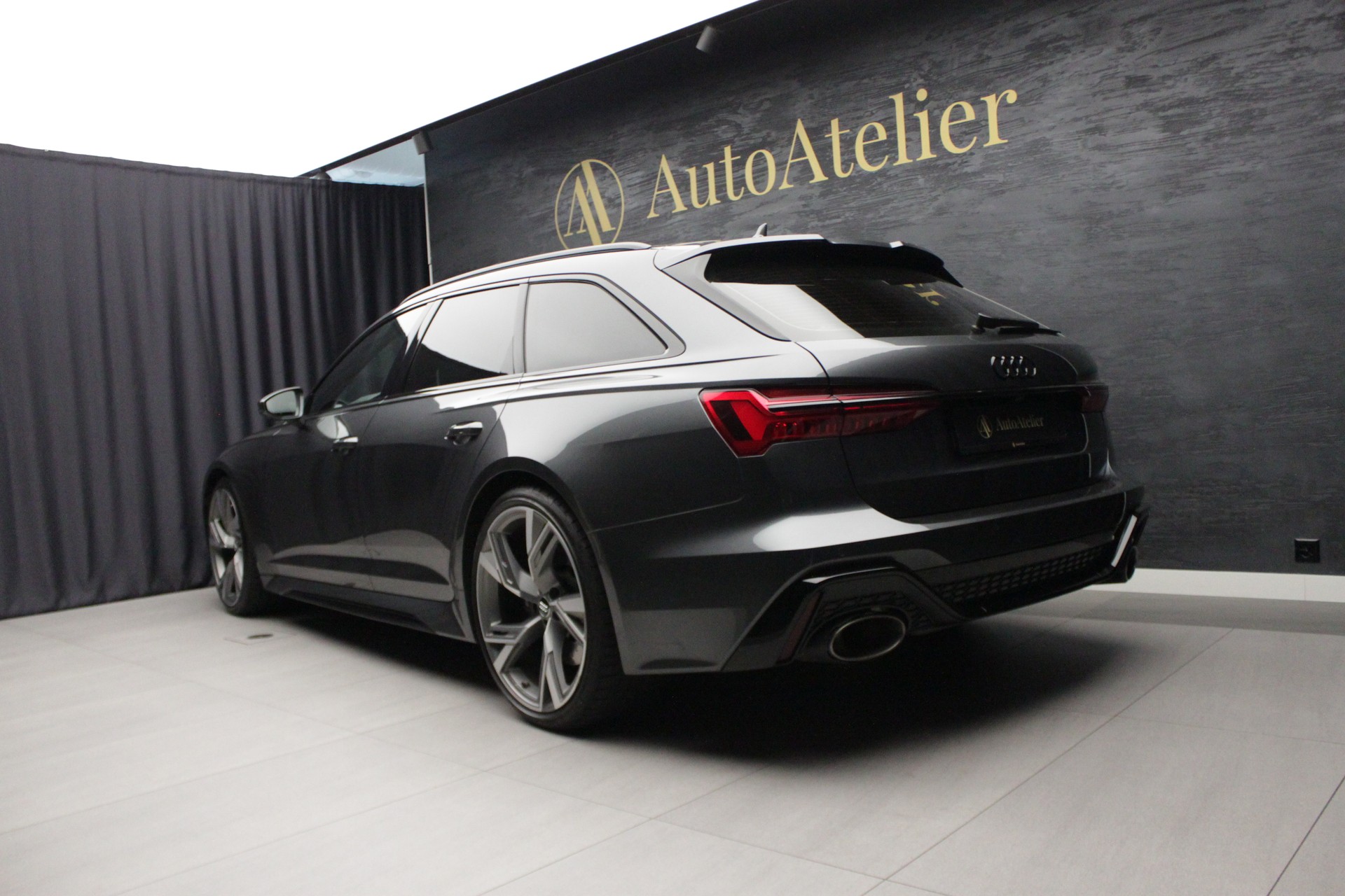 AUDI RS6 Avant 4.0 TFSI V8 quattro-image-9