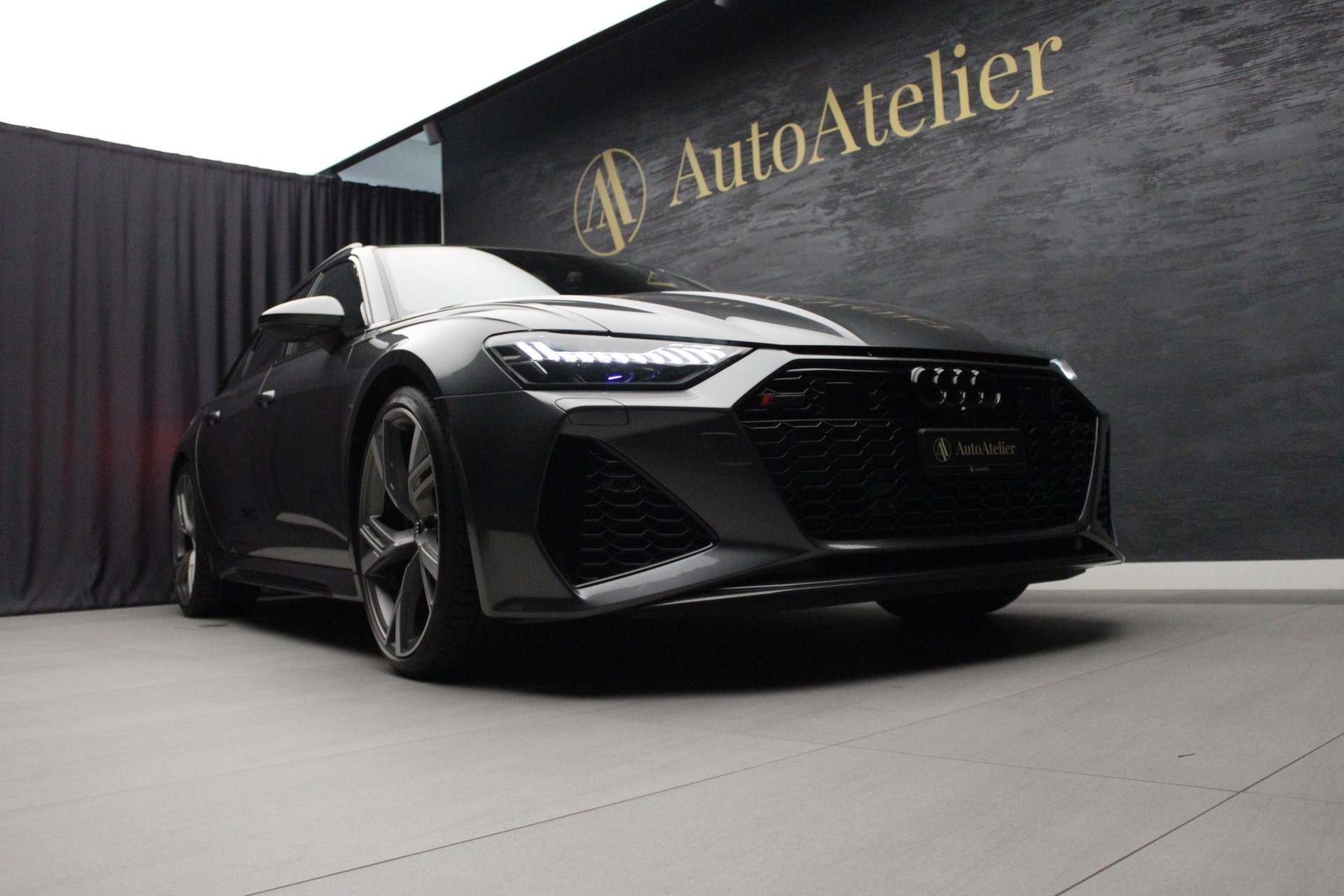 AUDI RS6 Avant 4.0 TFSI V8 quattro-image-4