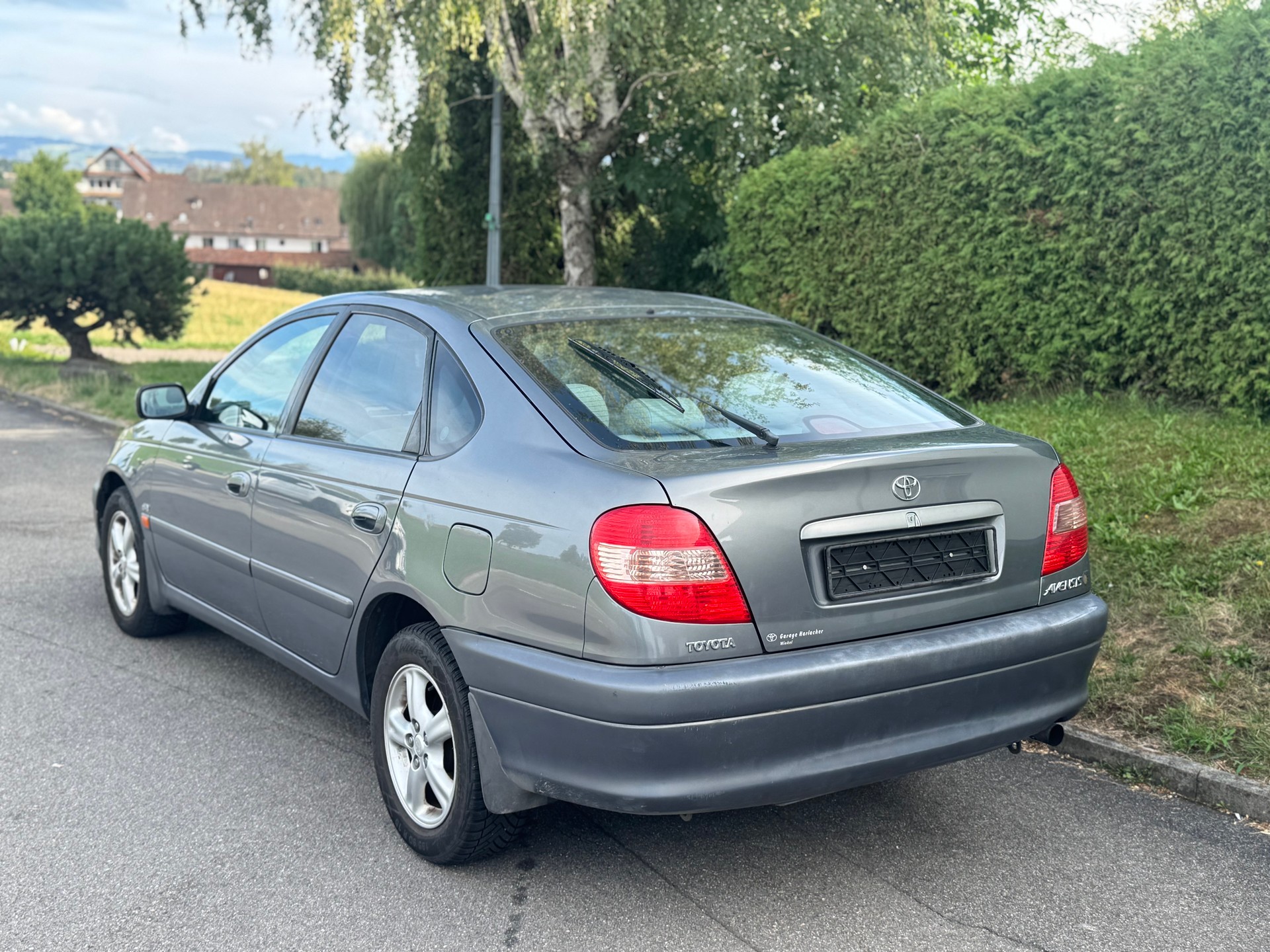 TOYOTA Avensis 2.0 VVT-i Linea Sol Plus Liftback-image-4