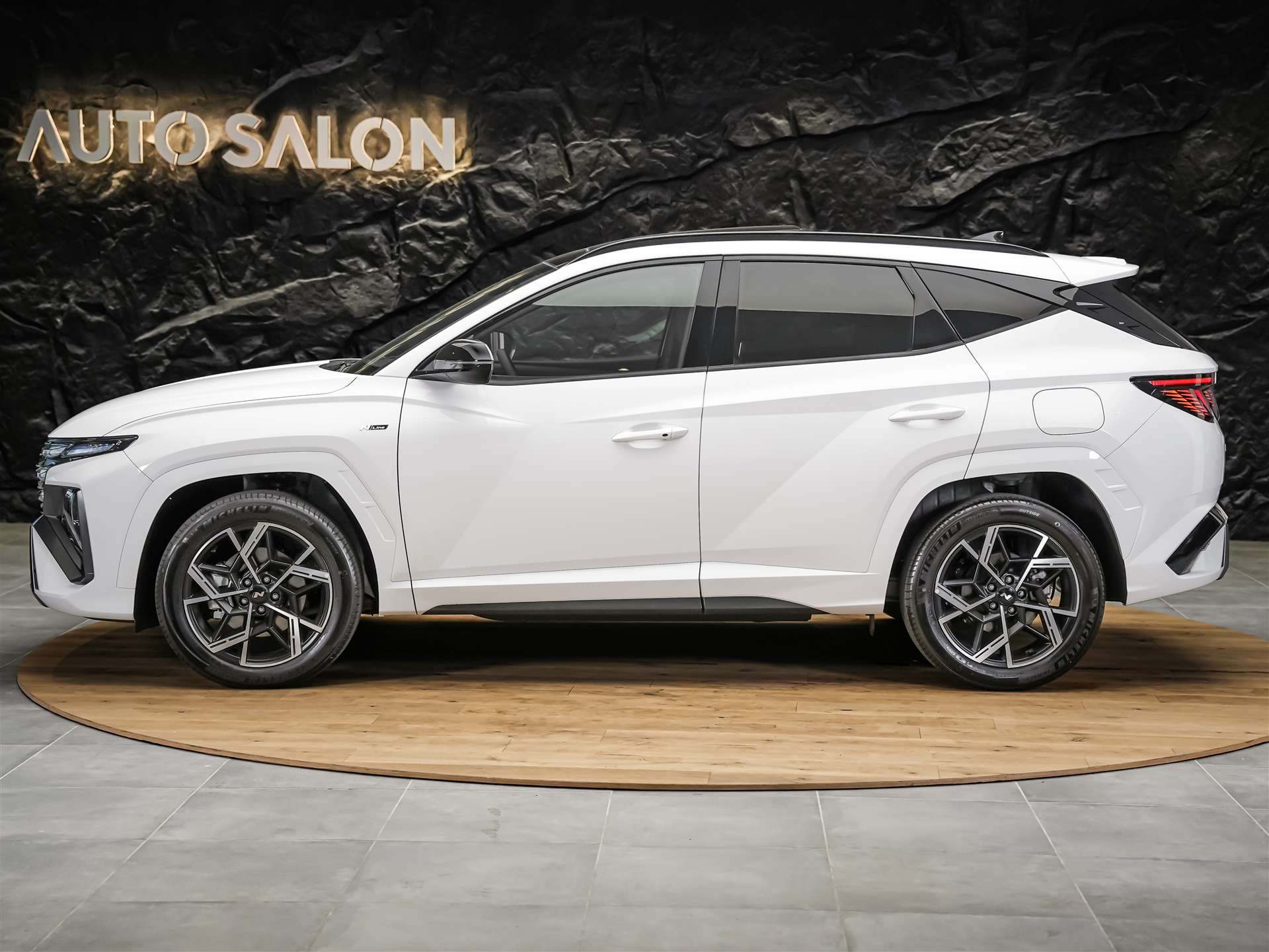 HYUNDAI Tucson 1.6 TGDI HEV N Line 4WD *Werksgarantie*Abstandsregler*Panorama*Lenkradheizung*-showroom-element-1