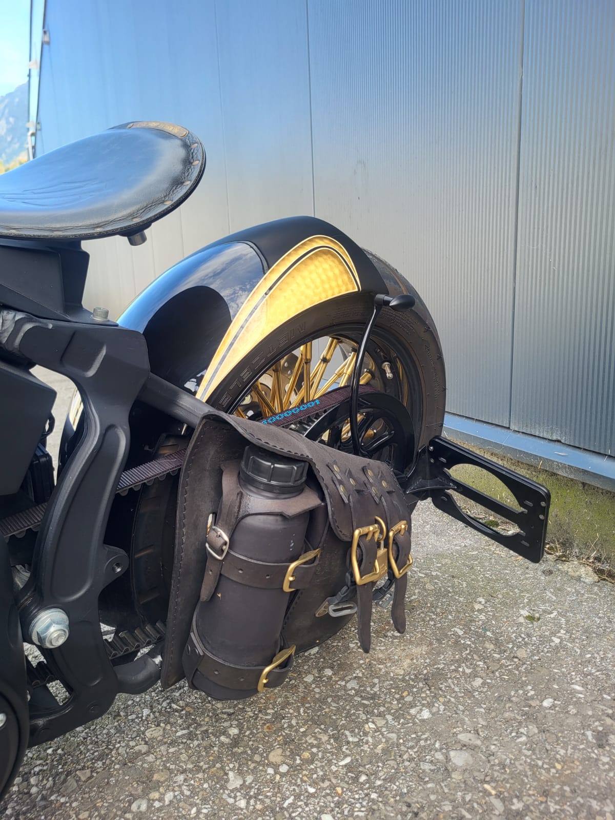 HARLEY-DAVIDSON FLSTFB-image-11