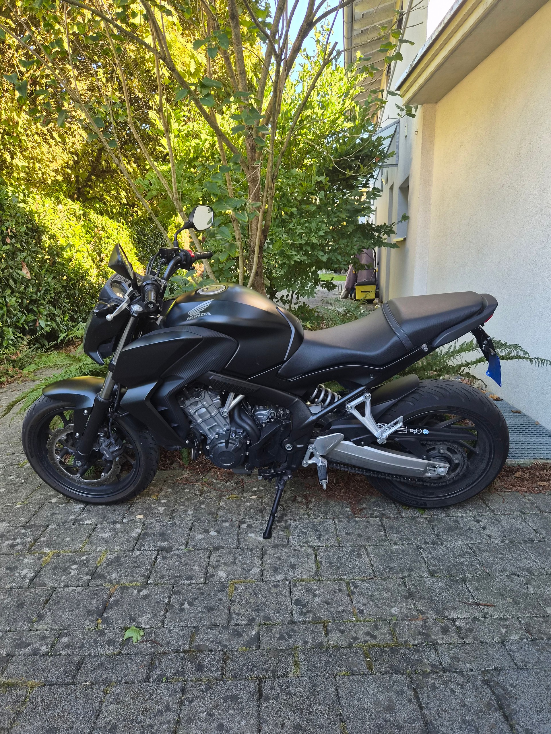 HONDA CB 650-image-1