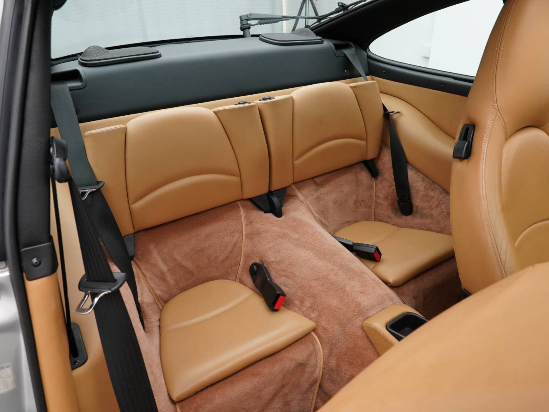 PORSCHE 911 Carrera 4S Coupé-image-28