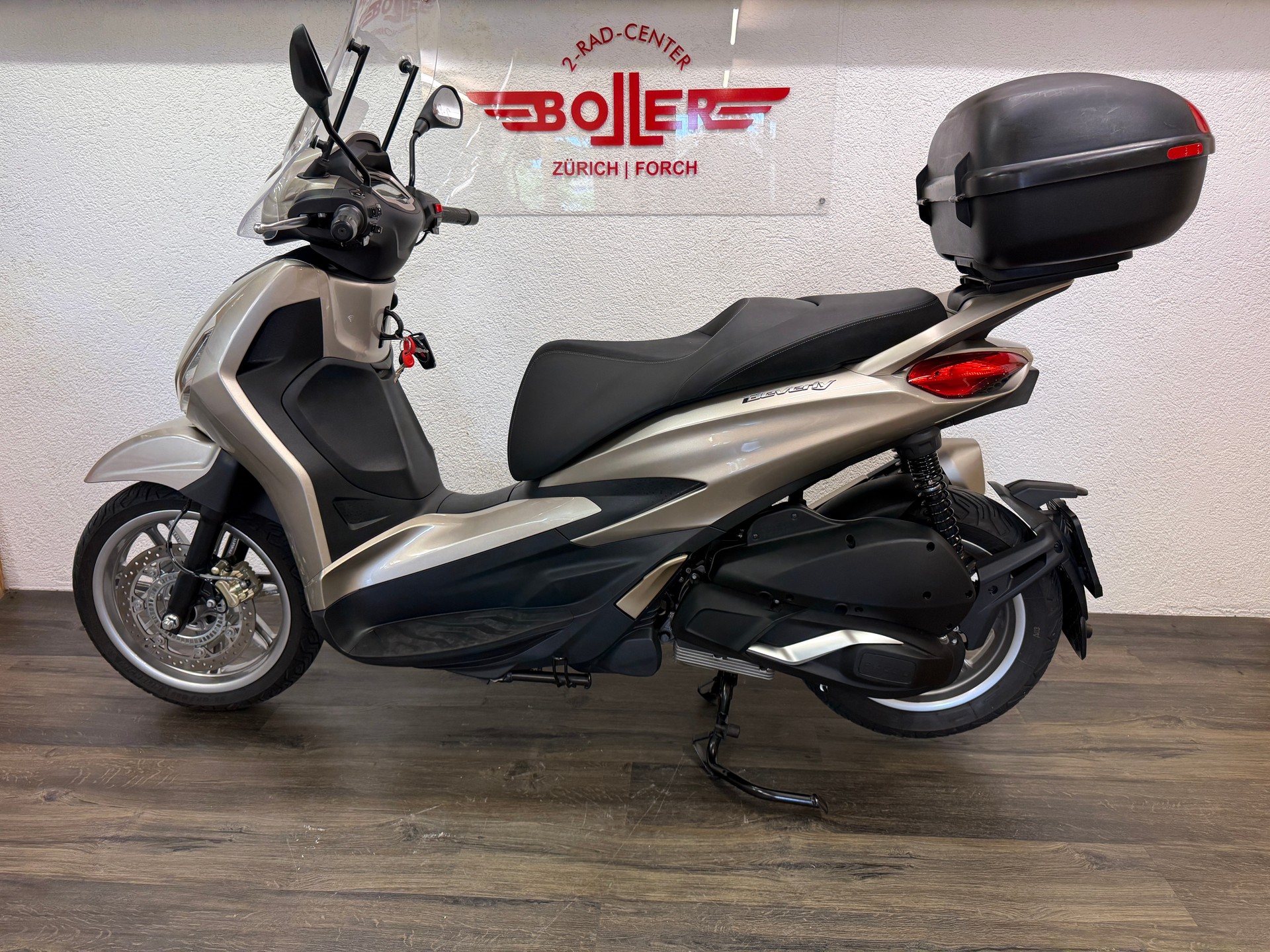 PIAGGIO Beverly 300-image-7