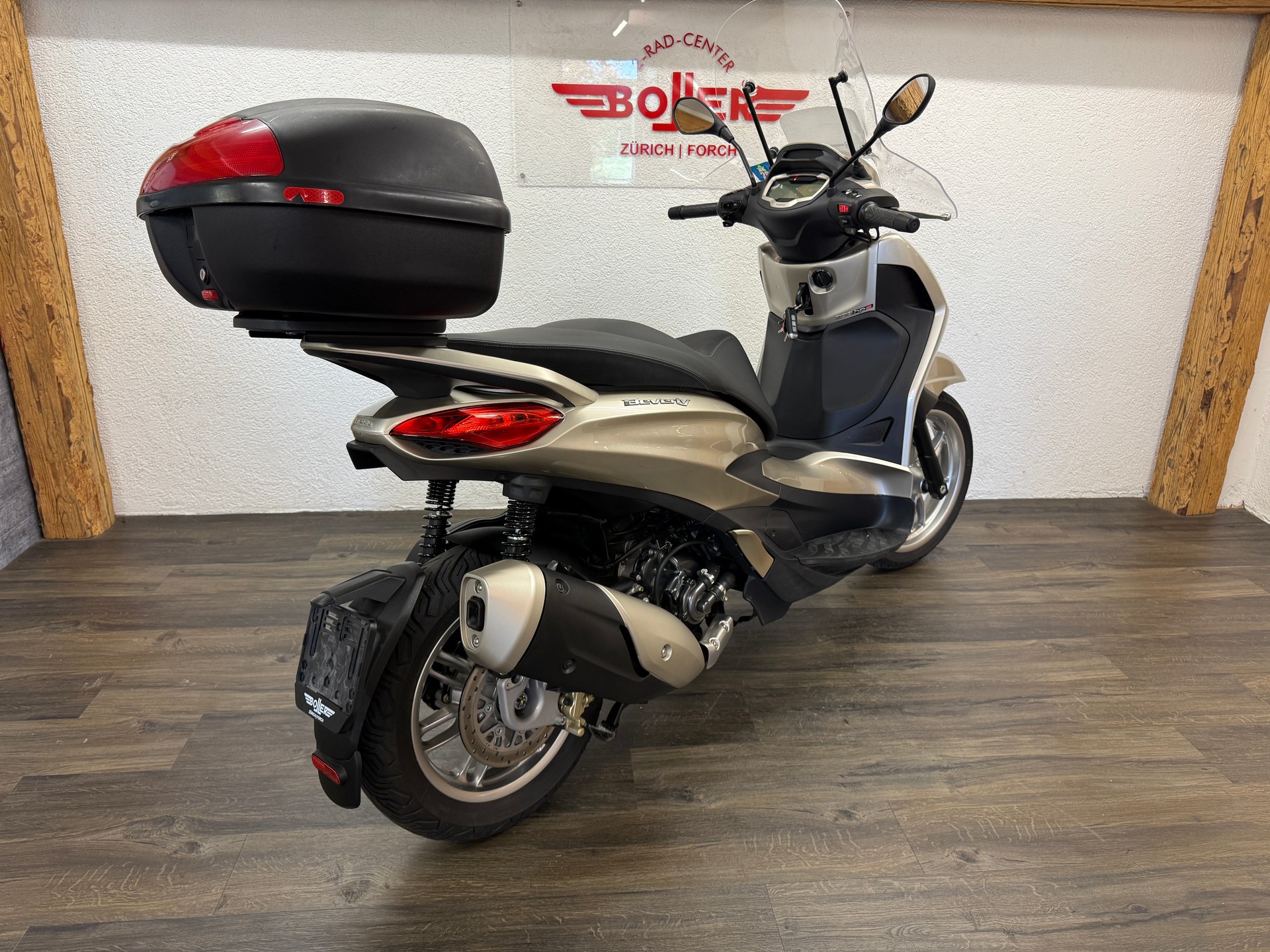 PIAGGIO Beverly 300-image-3
