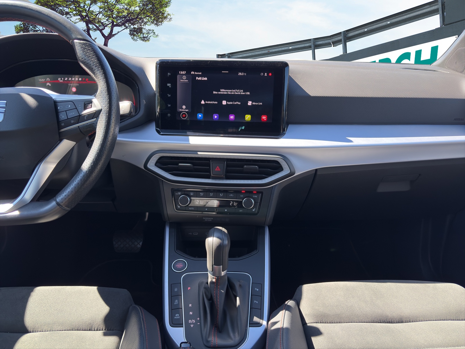 SEAT Arona 1.5 Eco TSI FR DSG-image-9