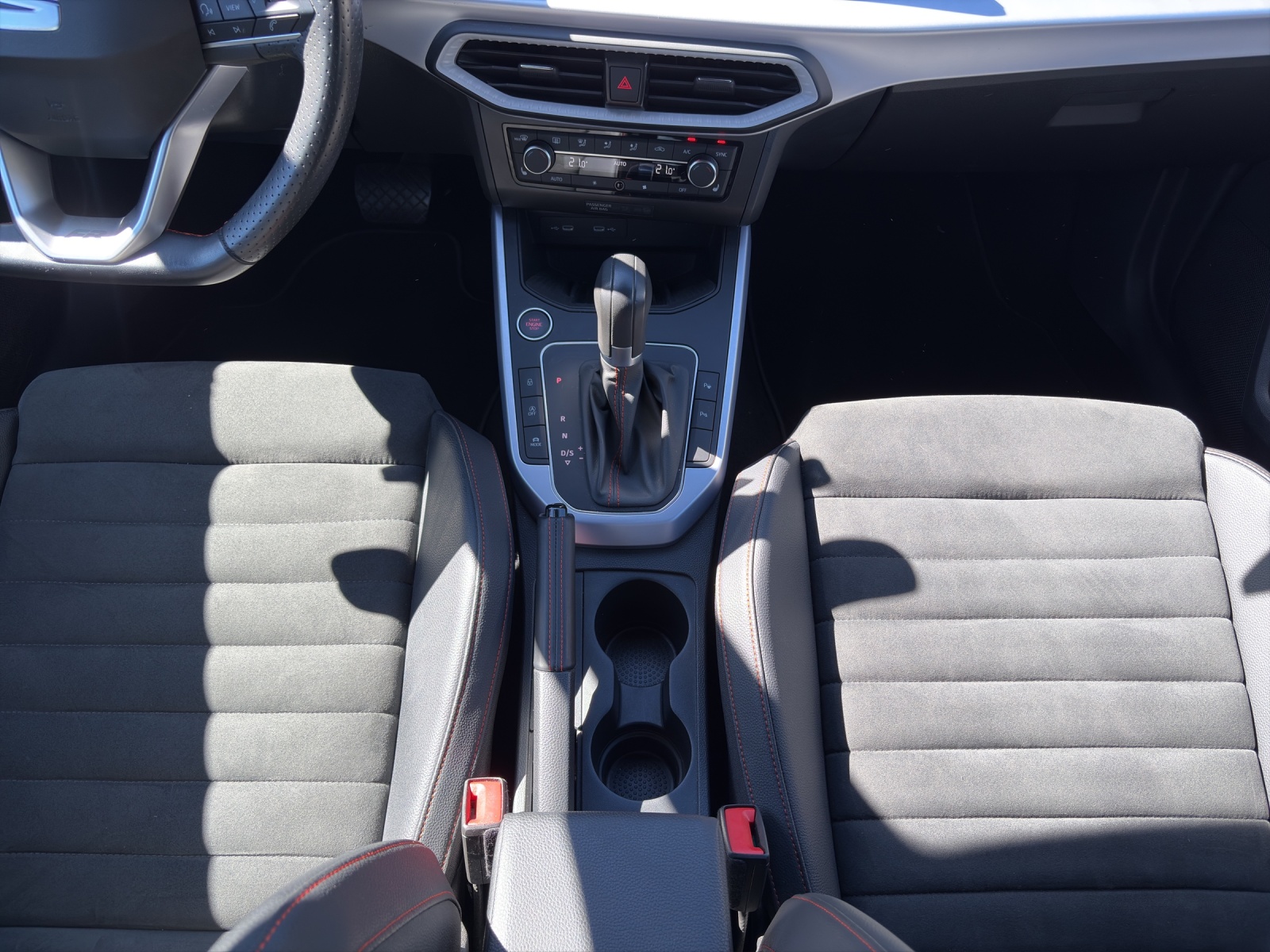 SEAT Arona 1.5 Eco TSI FR DSG-image-14
