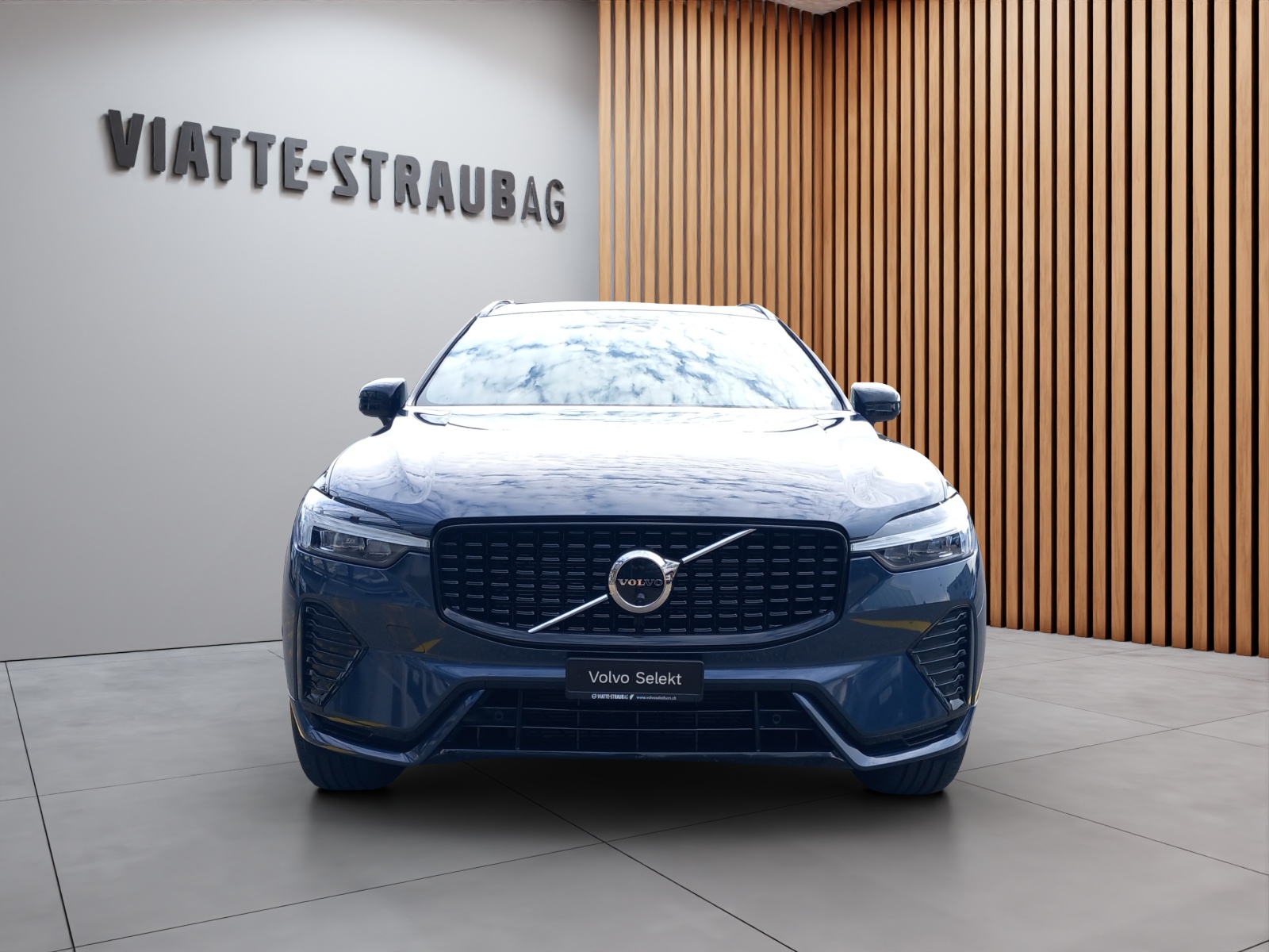 VOLVO XC60 2.0 B5 MH R-Design AWD-image-7