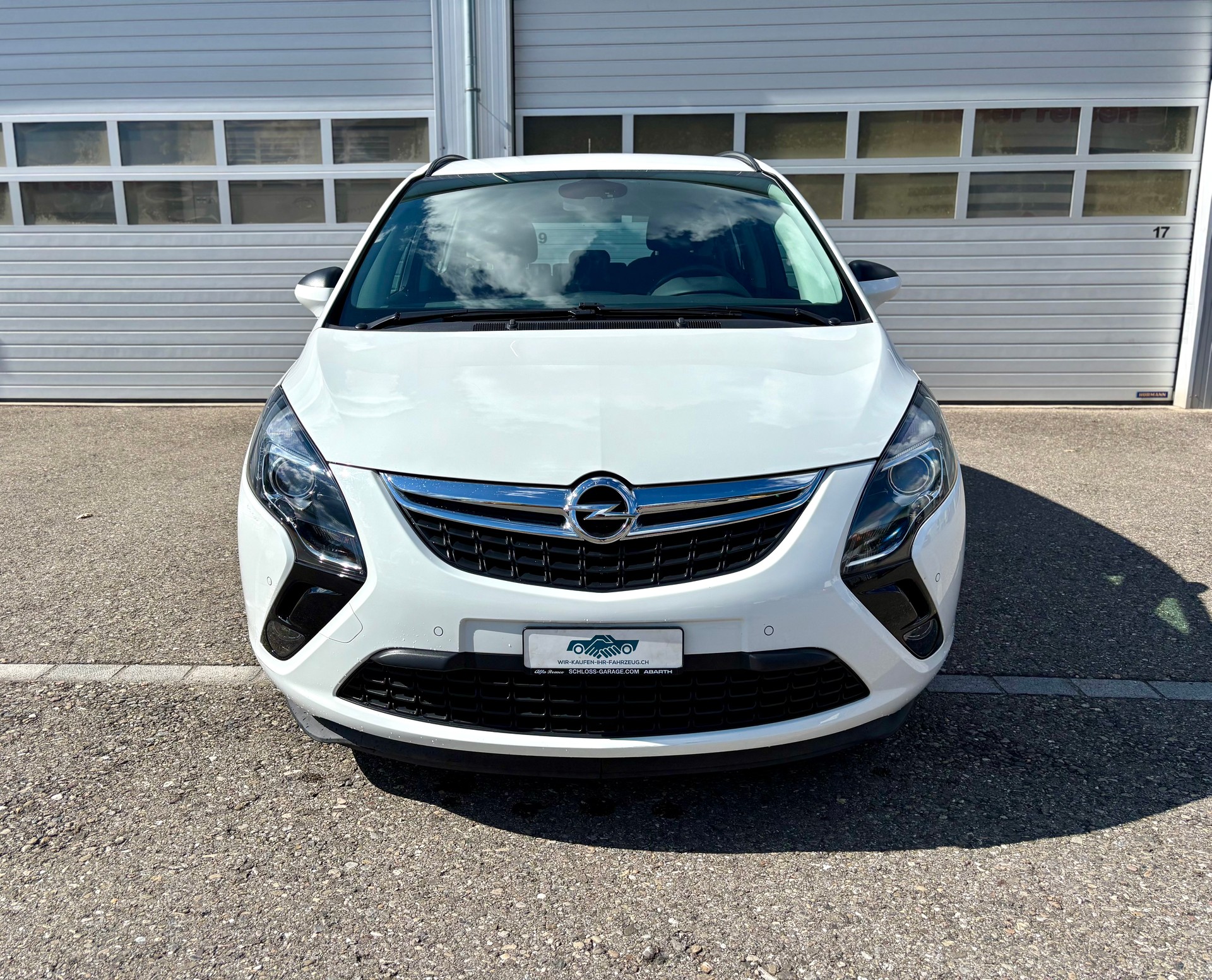 OPEL Zafira Tourer 1.4i 16V Turbo Automatic / 7-Plätzer-showroom-element-1