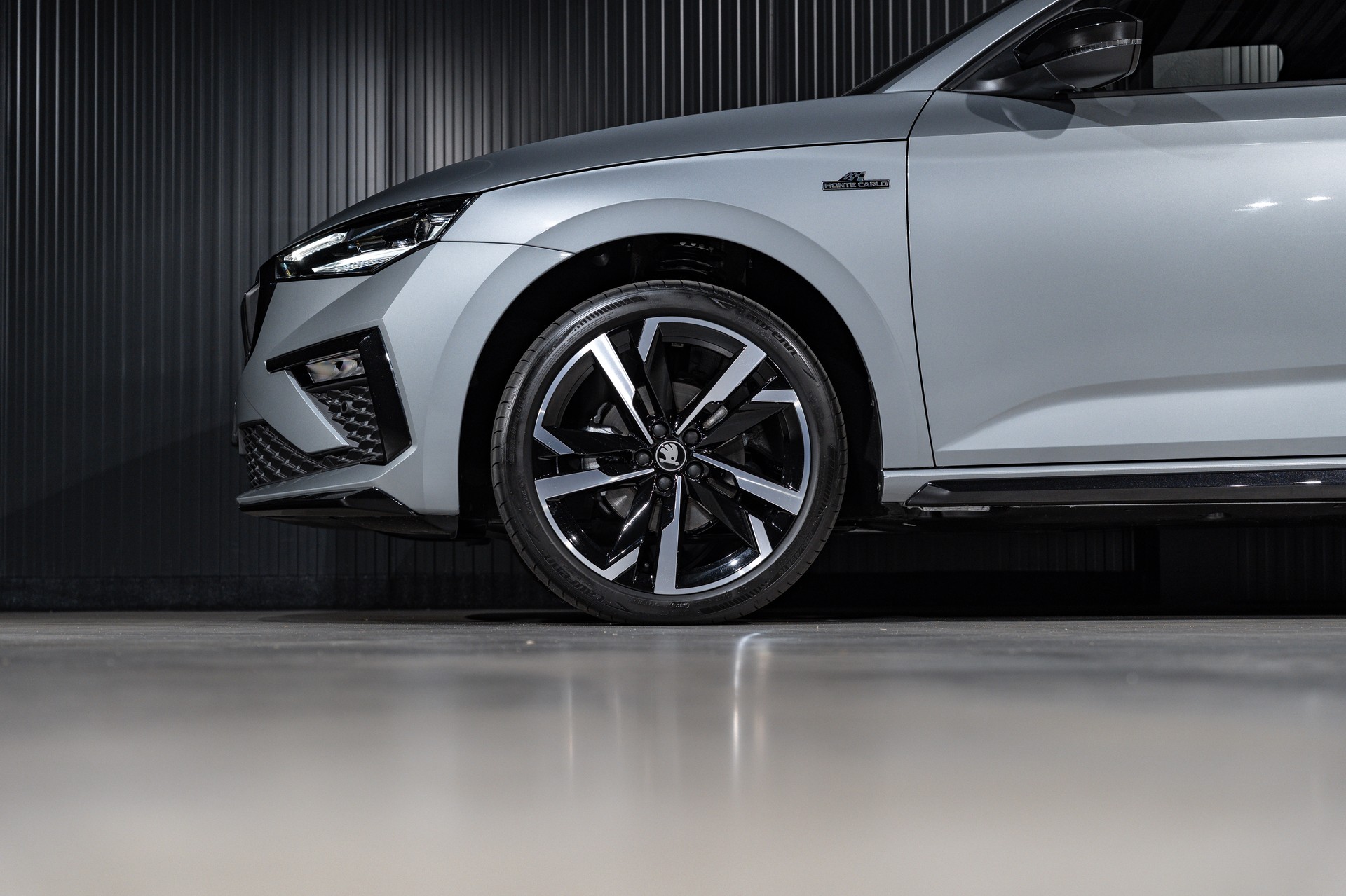 SKODA Scala 1.5 TSI Monte Carlo DSG-image-25