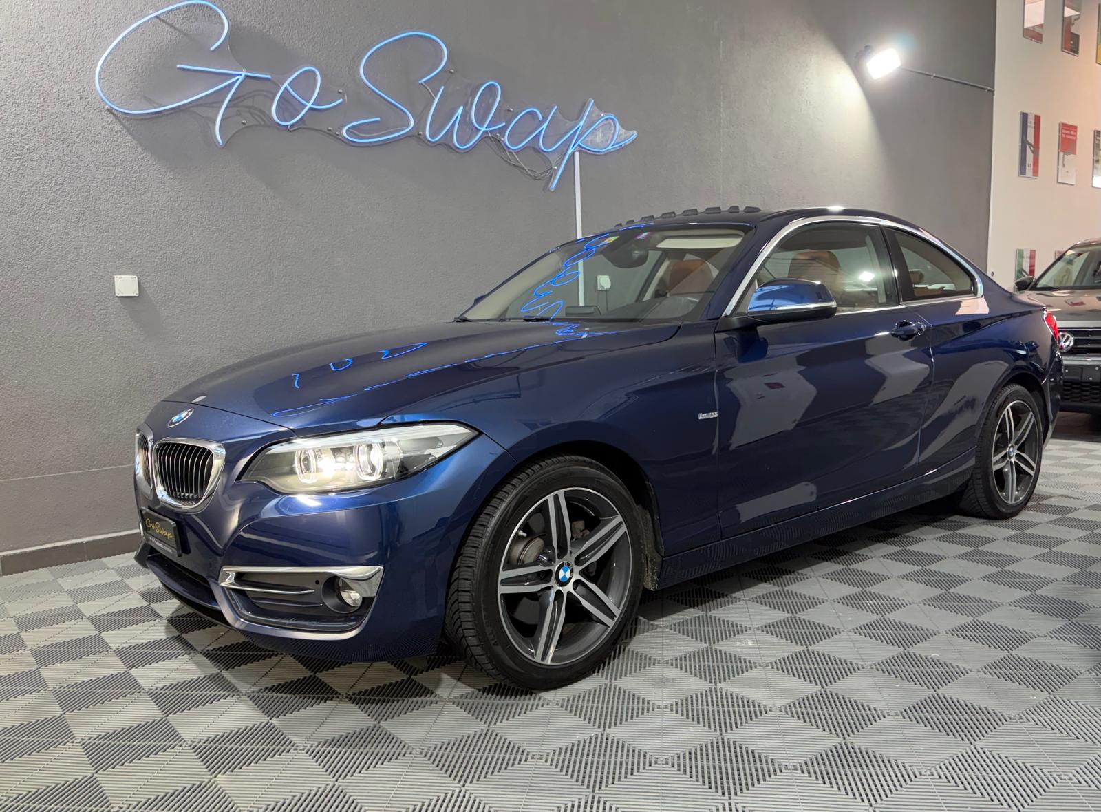 BMW 220i Luxury Line Steptronic - Toit ouvrant