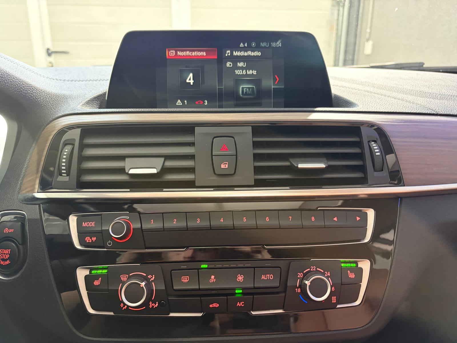 BMW 220i Luxury Line Steptronic - Toit ouvrant-image-19