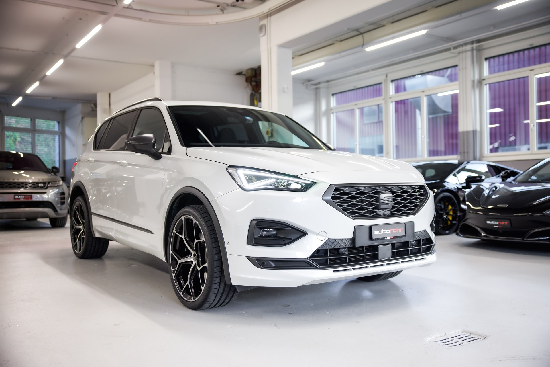 SEAT Tarraco 2.0 TSI FR 4Drive DSG *7 Plätzer*-showroom-element-2