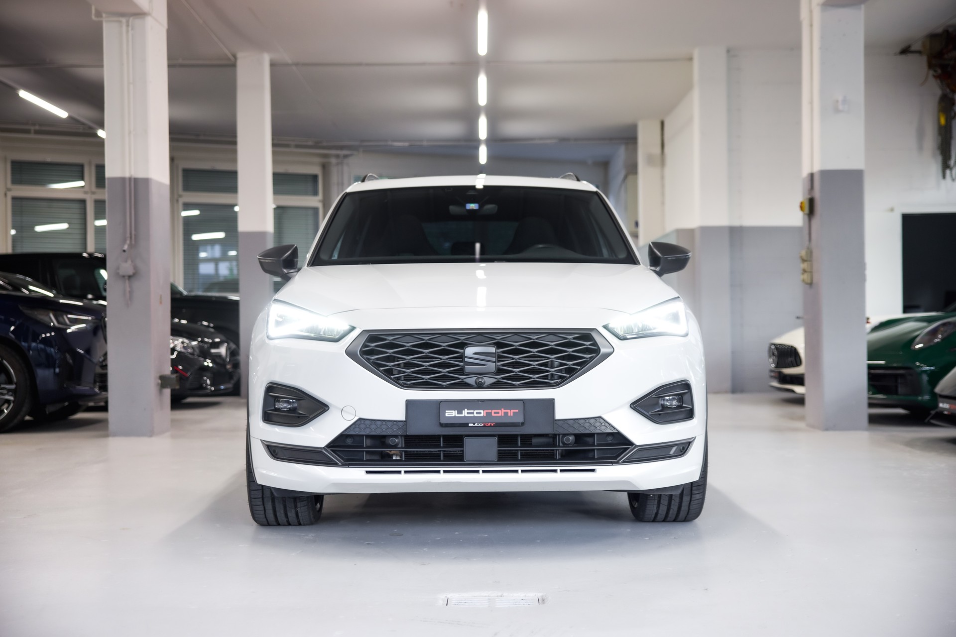 SEAT Tarraco 2.0 TSI FR 4Drive DSG *7 Plätzer*-showroom-element-1